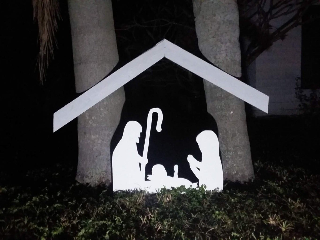 Nativity Scene From One Piece of Plywood & Scrap Wood : 6 Steps (with Pictures) - Instructables diy-nativity-silhouette-yard-decor-life-should-cost-less-outdoor-nativity-scene-diy-nativity-christmas-yard-art