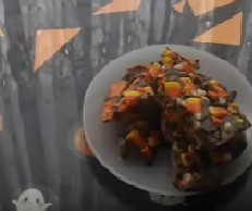 DIY Halloween chocolate bark 