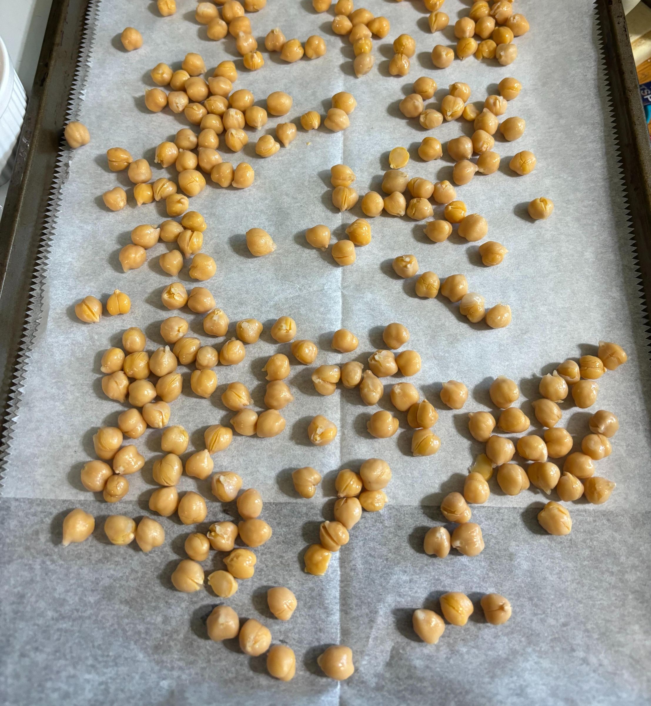 Spicy Crispy Roasted Chickpeas