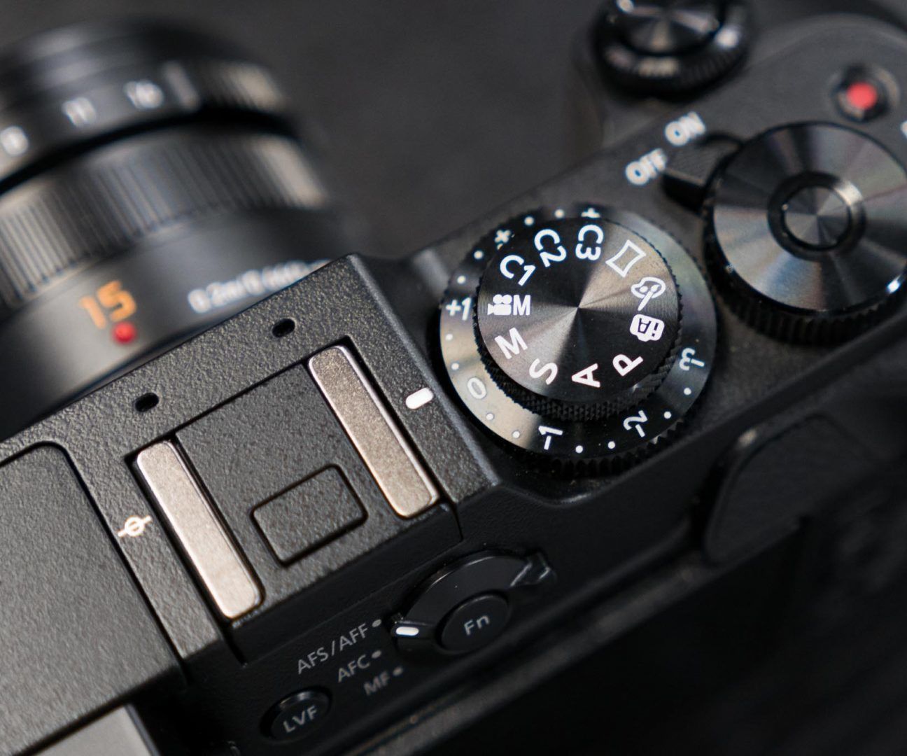 Mirrorless DSLR External Battery Pack