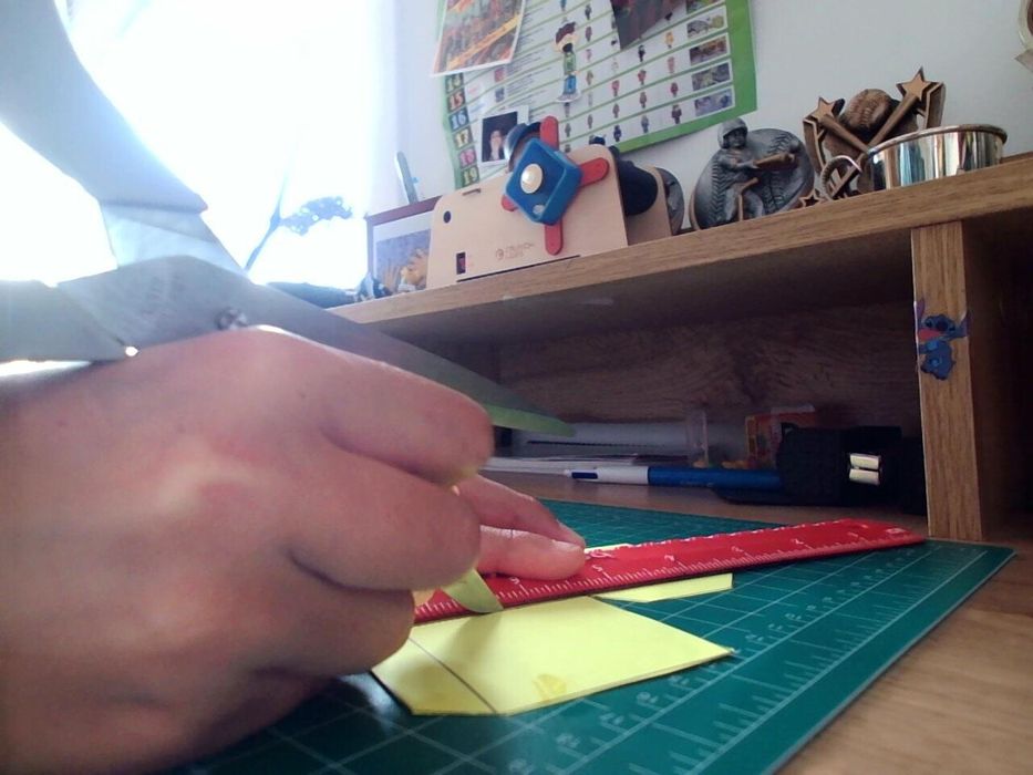Button Papercraft : 8 Steps (with Pictures) - Instructables