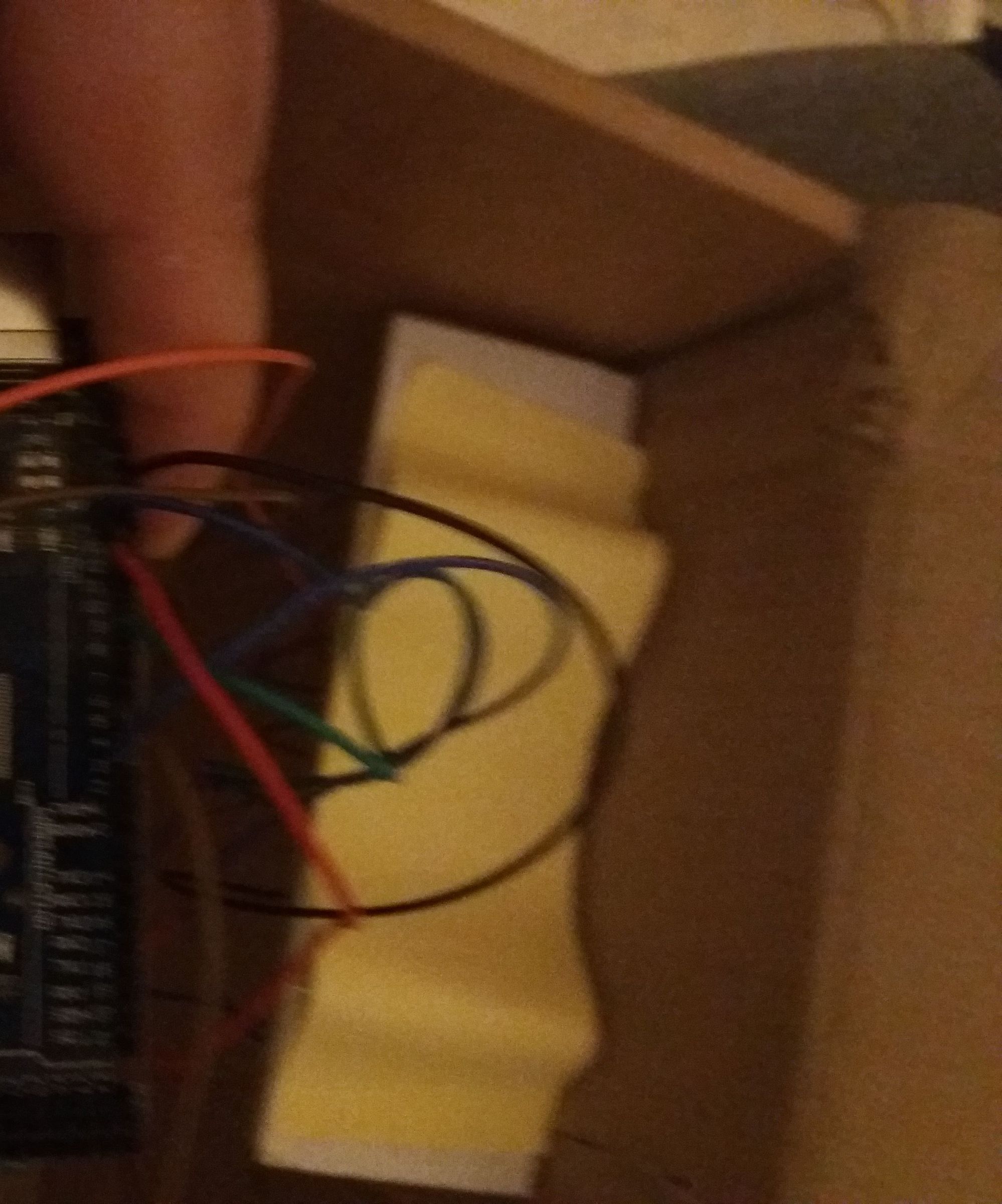 UCL Embedded "tyverialarm"