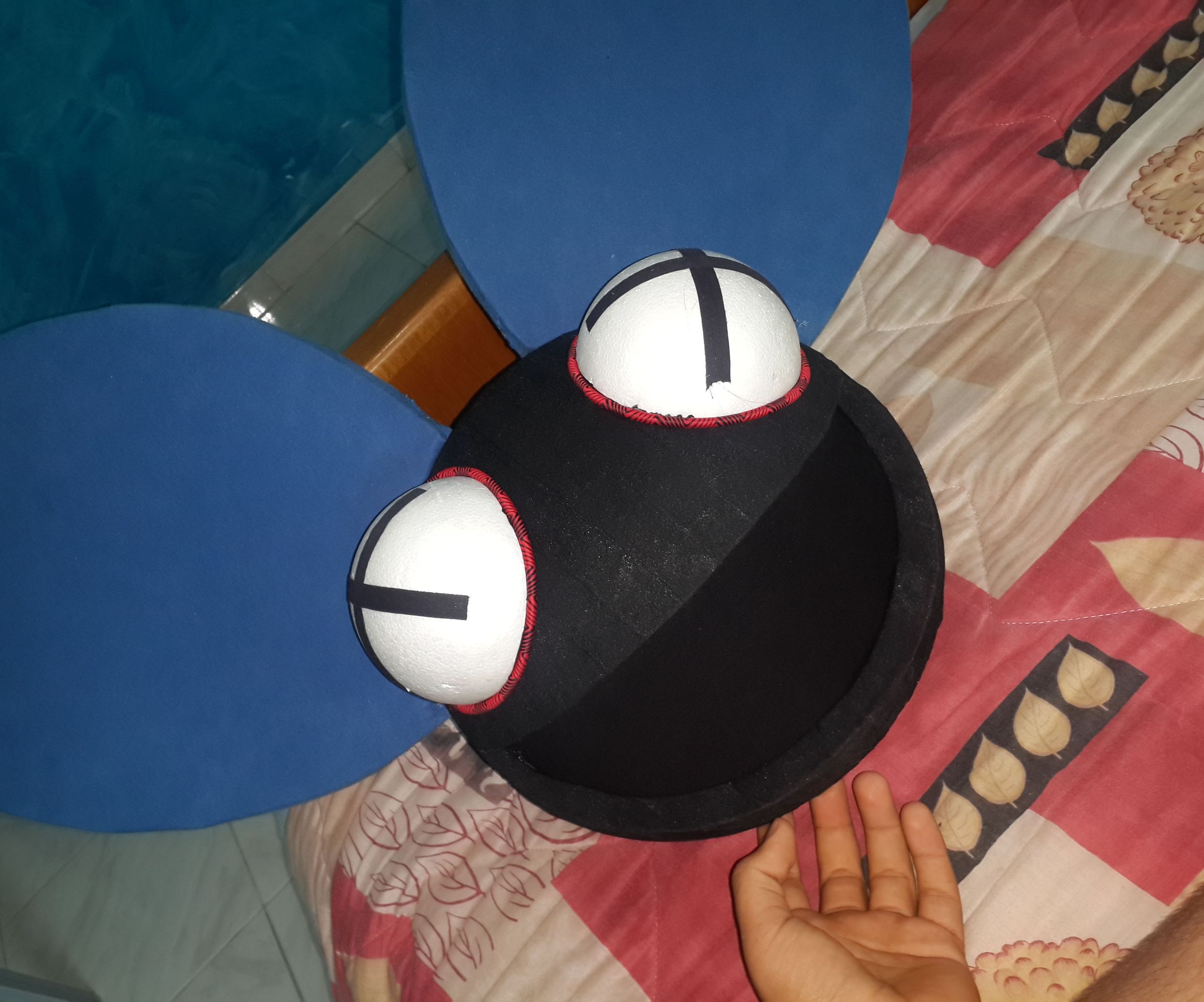 How to Build an Awsome Deadmau5 Head 