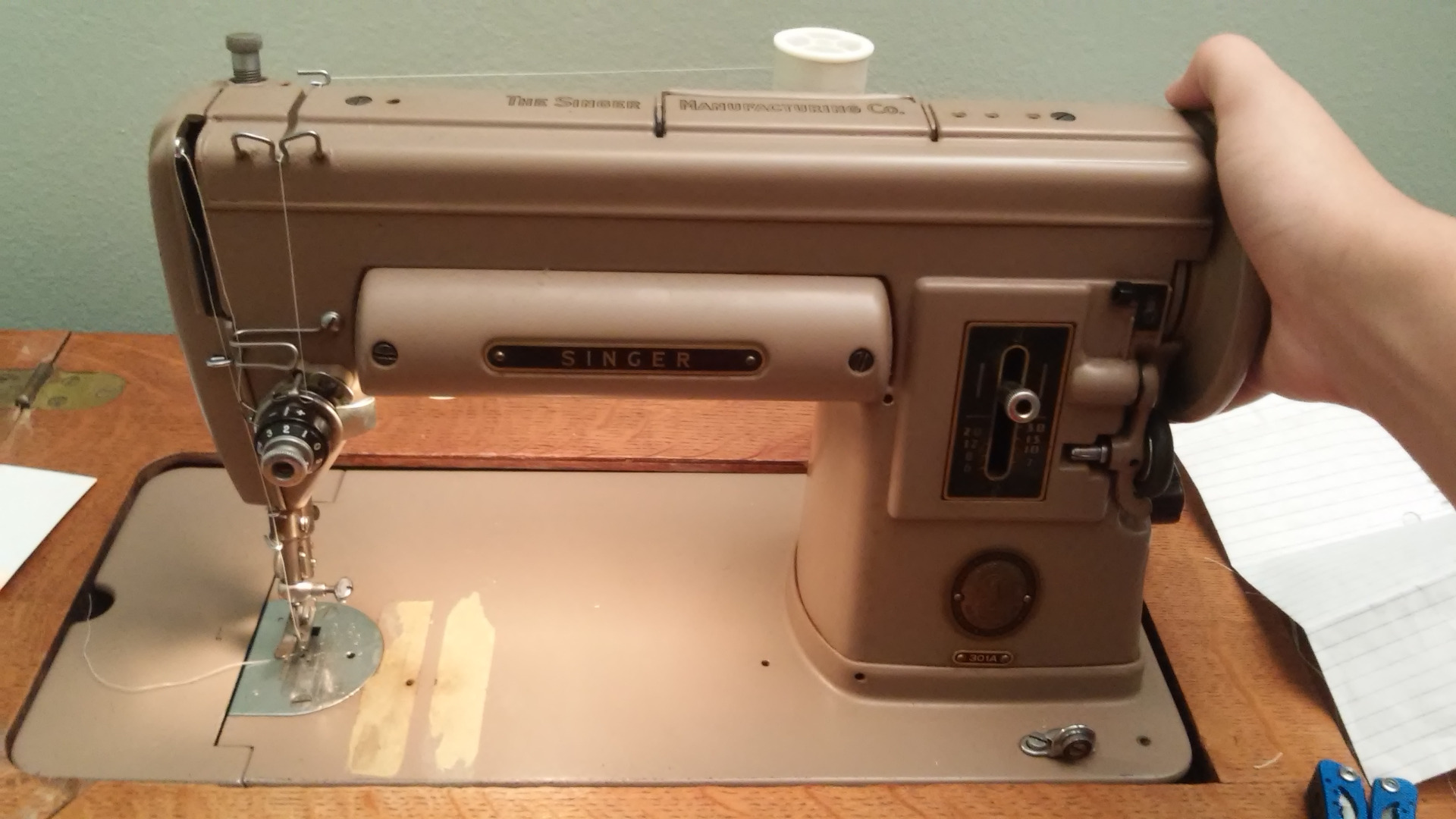 How to Set Up an Old Singer Sewing Machine 4 Steps (with Pictures