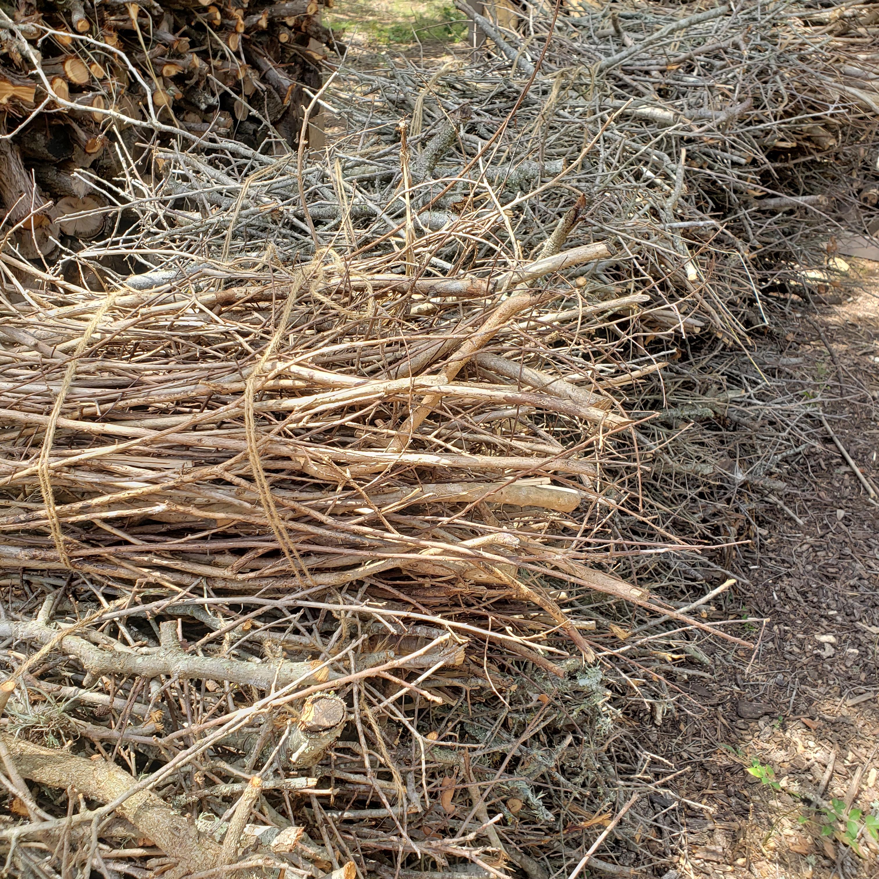 Kindling Bundle Jig 3 Steps Instructables