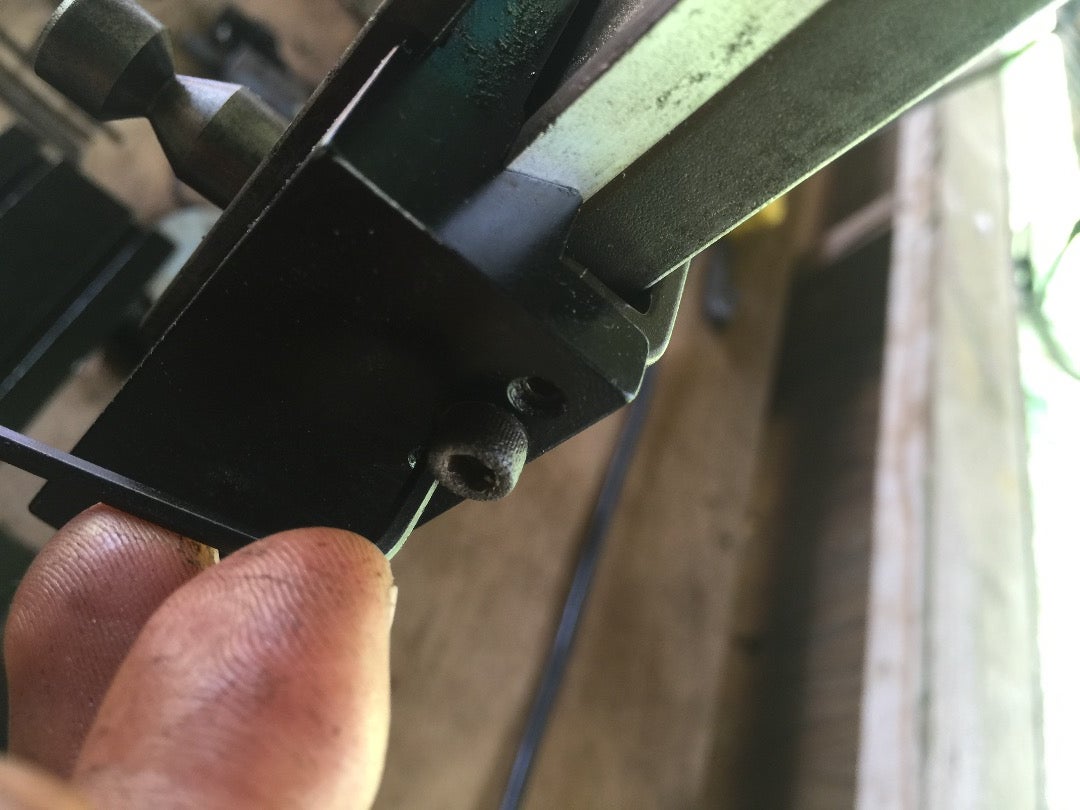 *************Adjusting the Z-axis Nut Plate**************