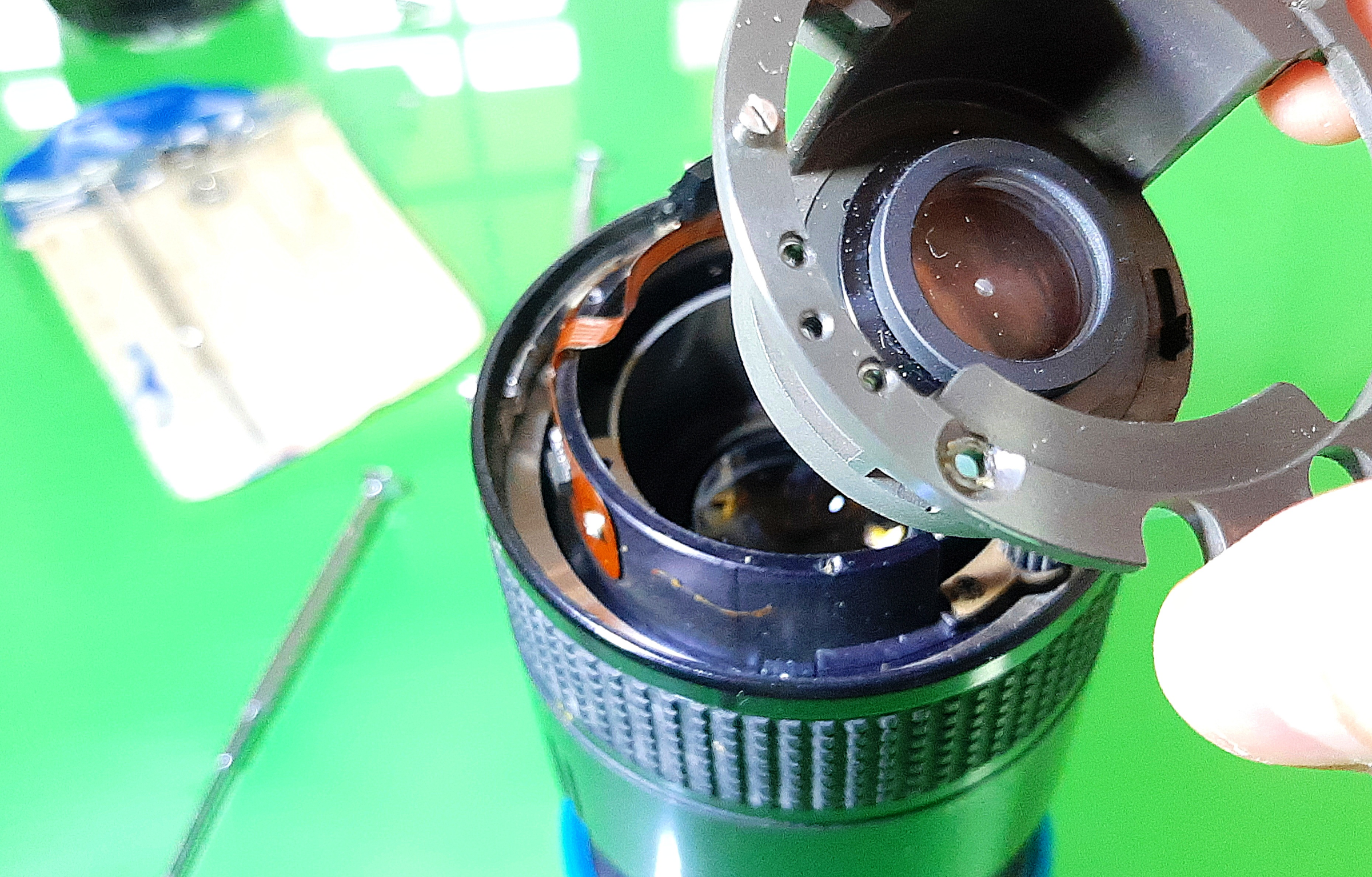 Lens Disassembly Rear Element Experience of Disassembling the 28-85mm F3.5 - 4.5 Nikon Zoom Lens : 11 ...