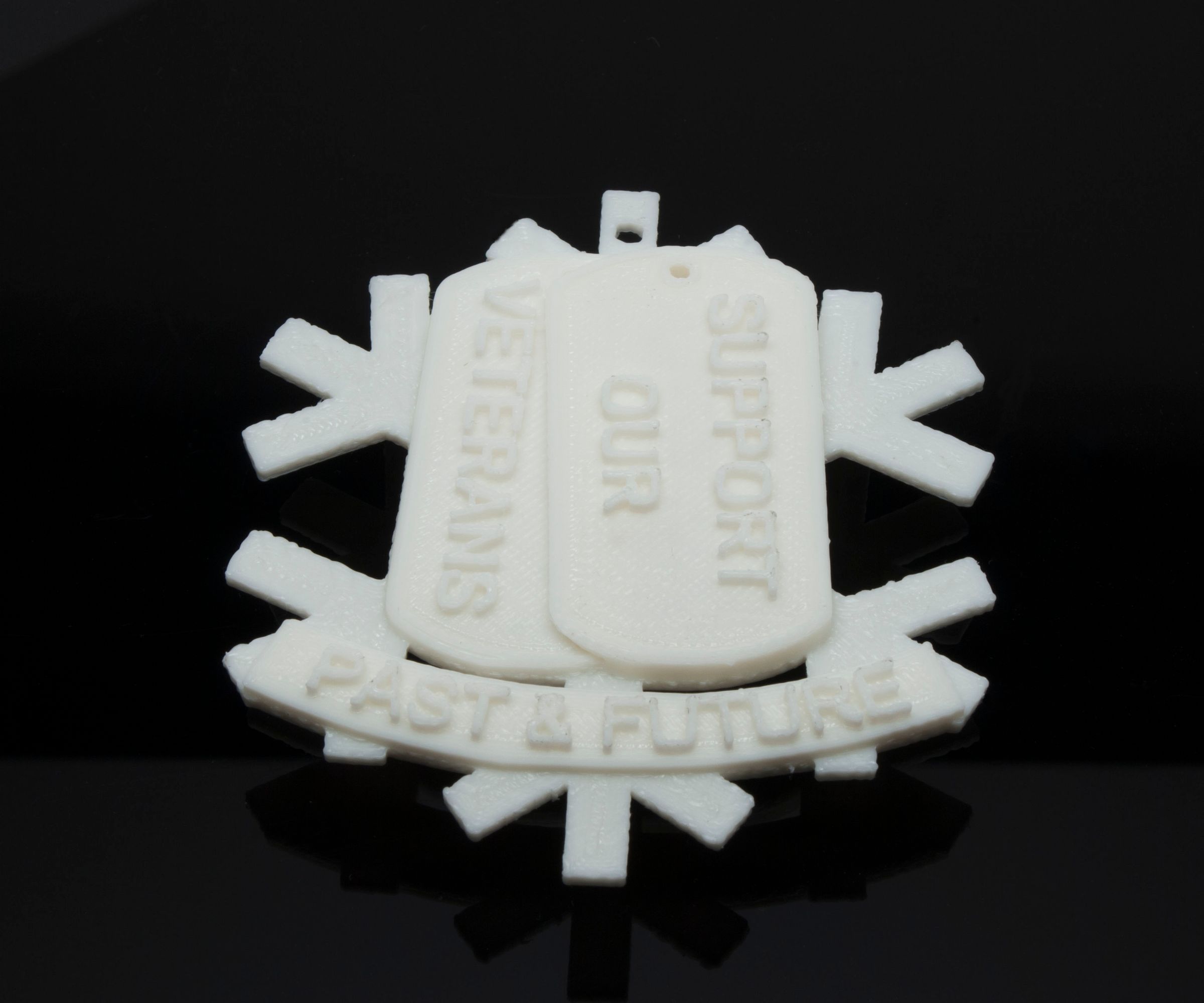 "Support Our Veterans" Ornament