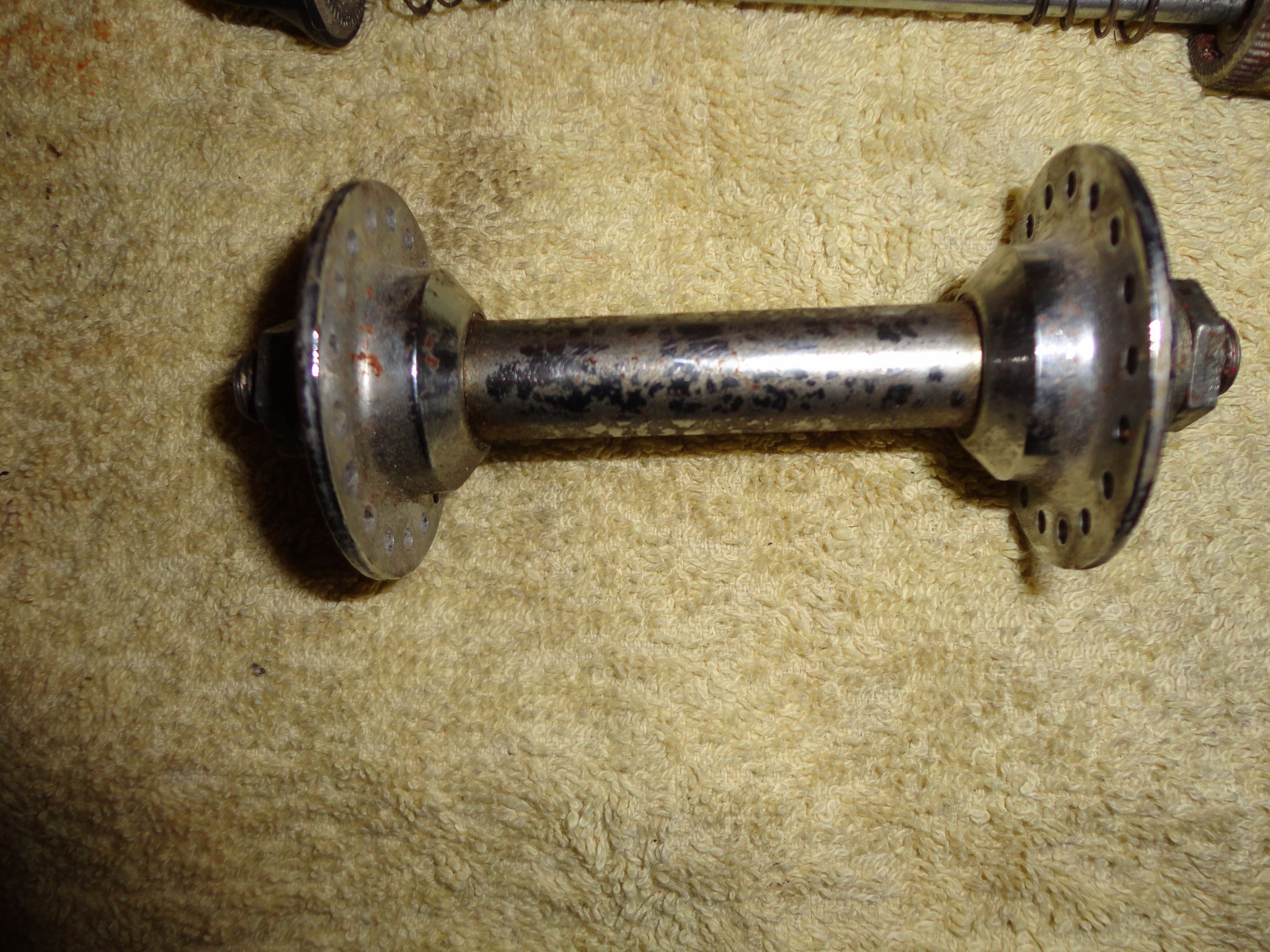 Cleaning a Front Bike Hub