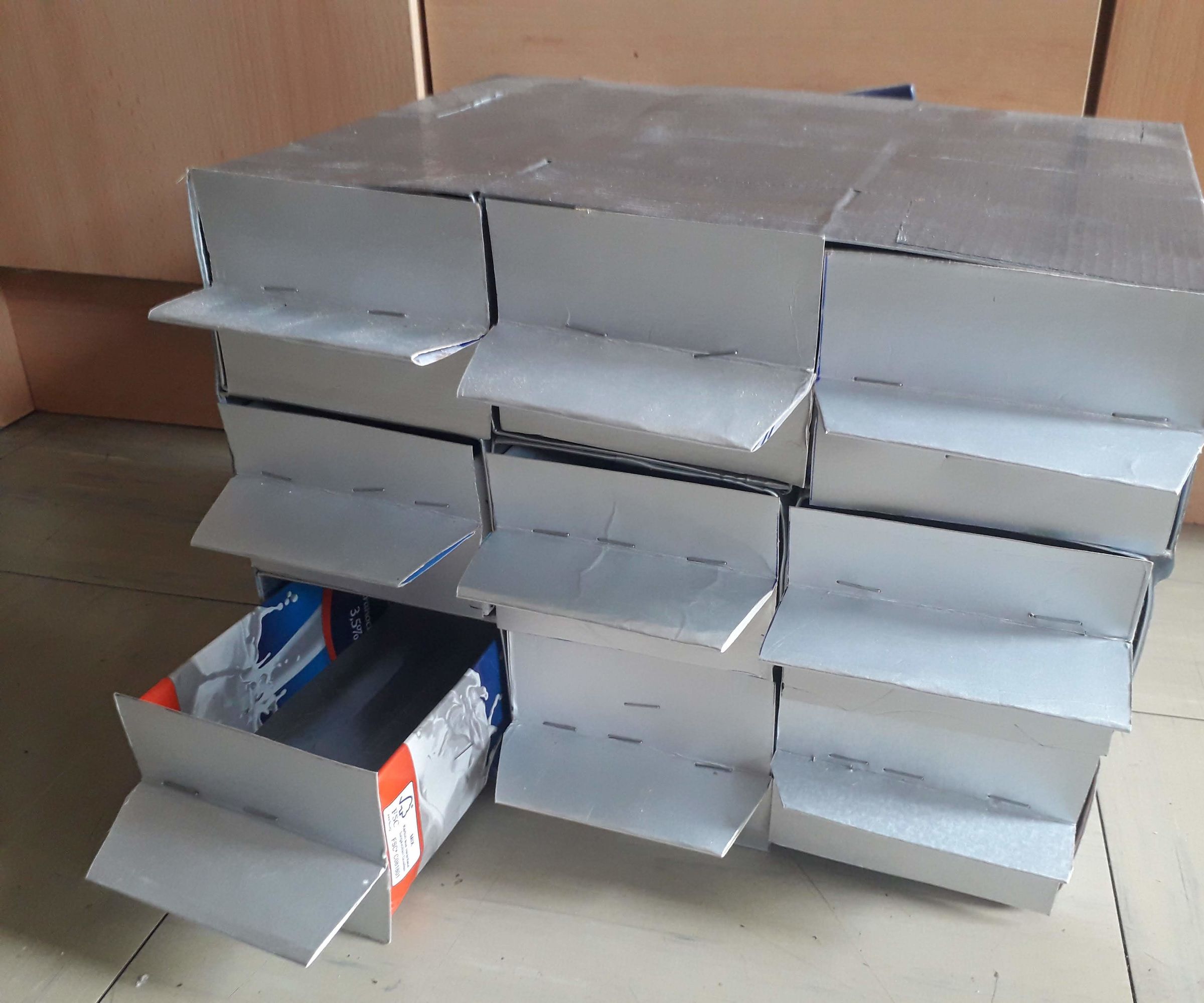 Simple Organizer of Tetrapack Storage