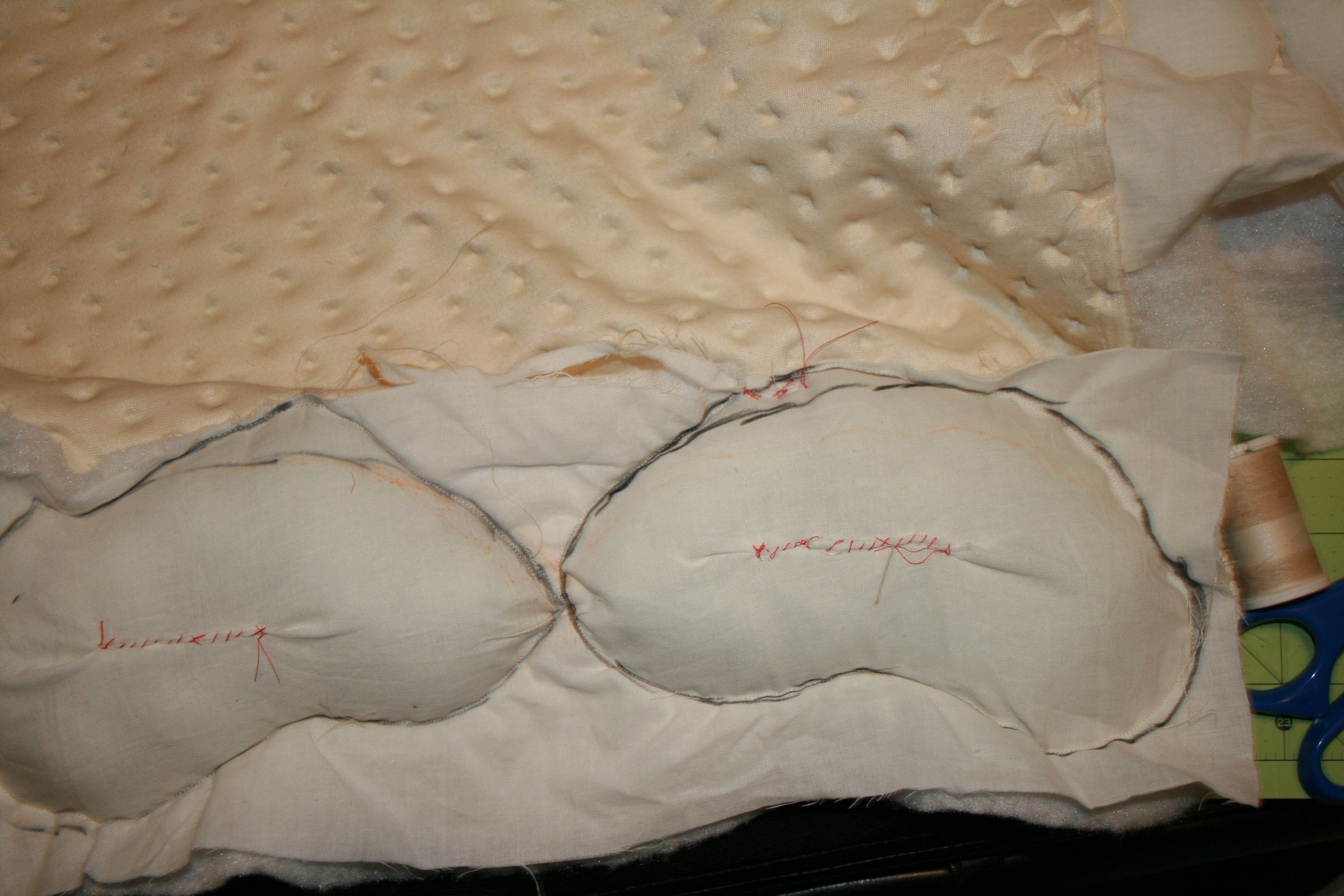 Alien Facehugger Pillow Pet 12 Steps (with Pictures) Instructables