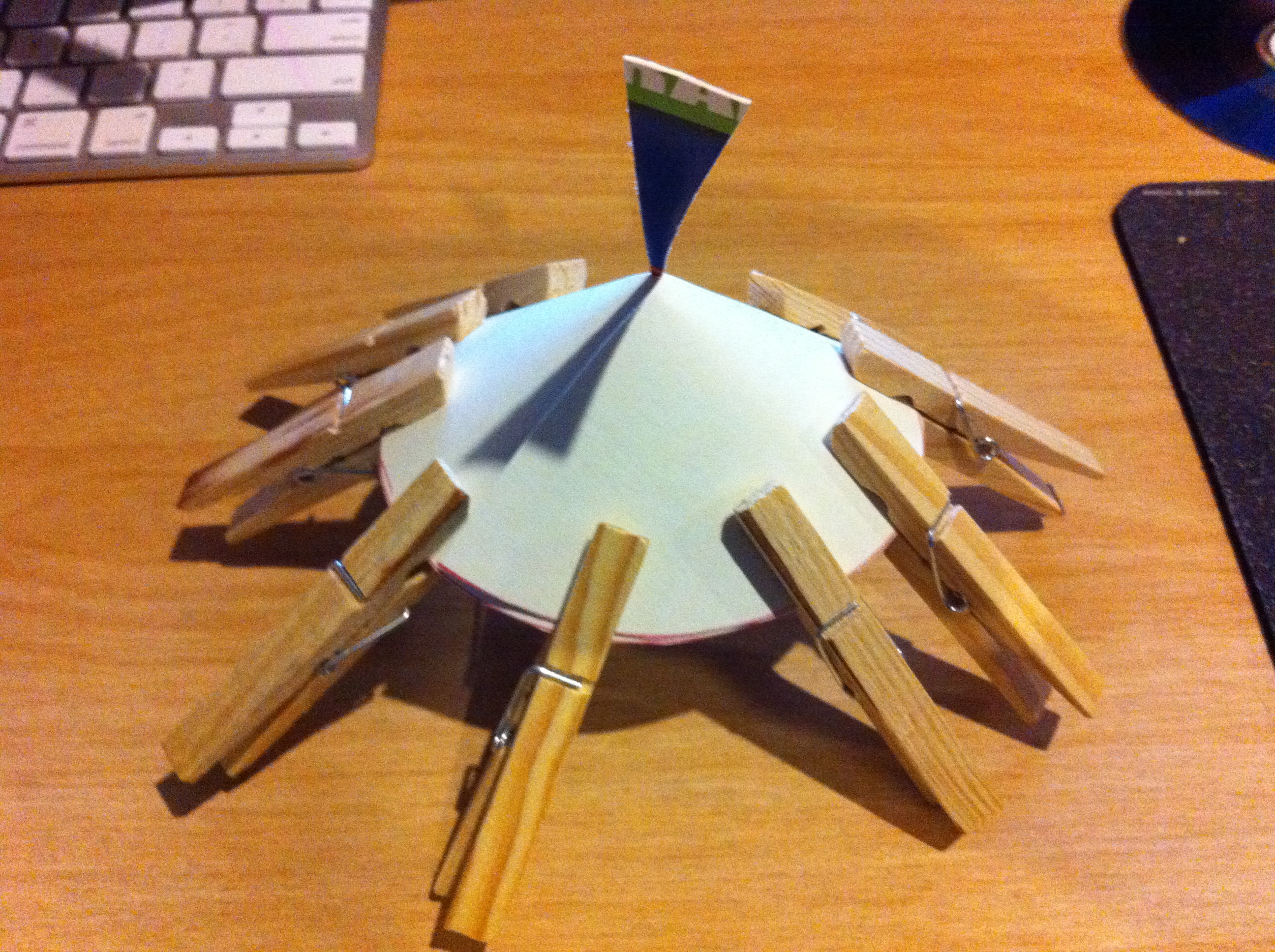 Cool Little Garden Peg Holder