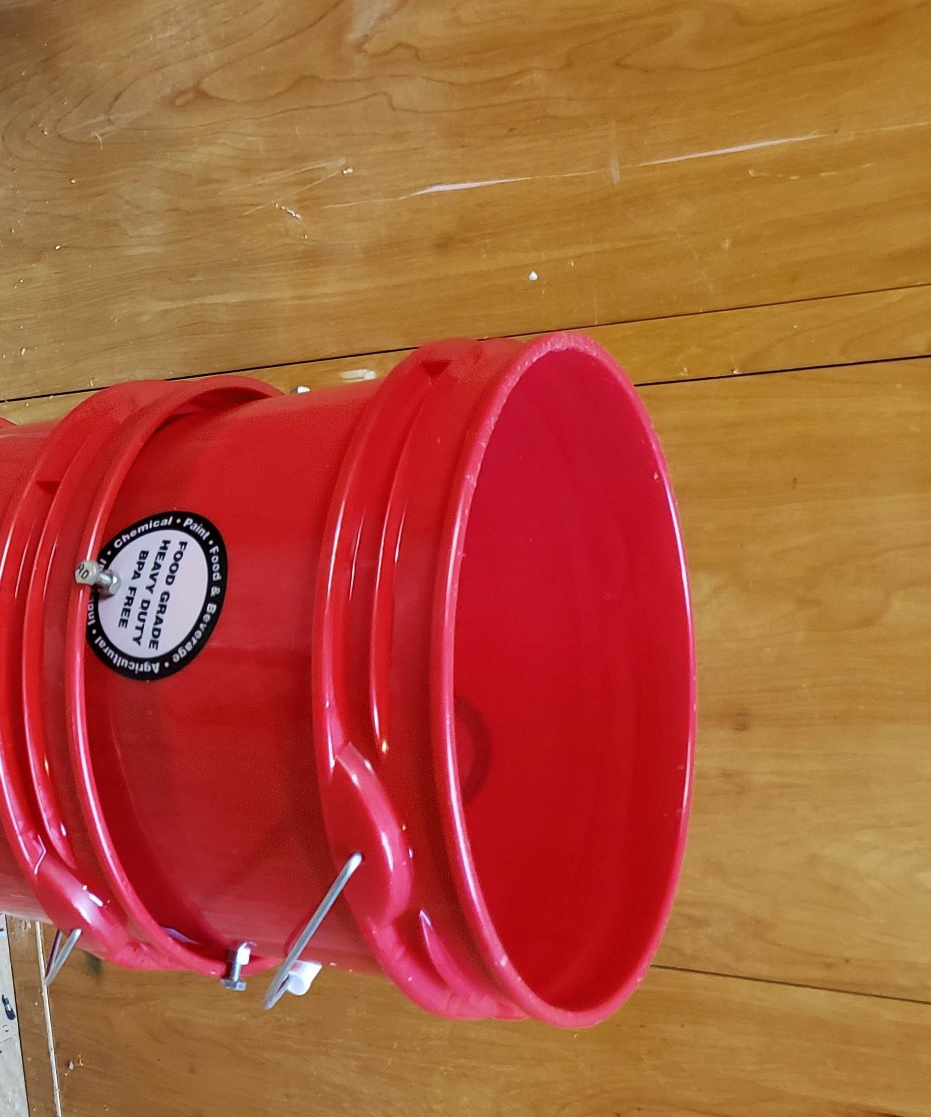Beeswax Uncapping Tub Honey Strainer