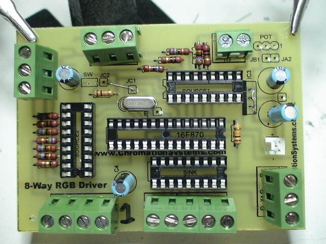 40x RGB LED Controller With 8-bit PWM and Selectable Patterns : 9 Steps ...