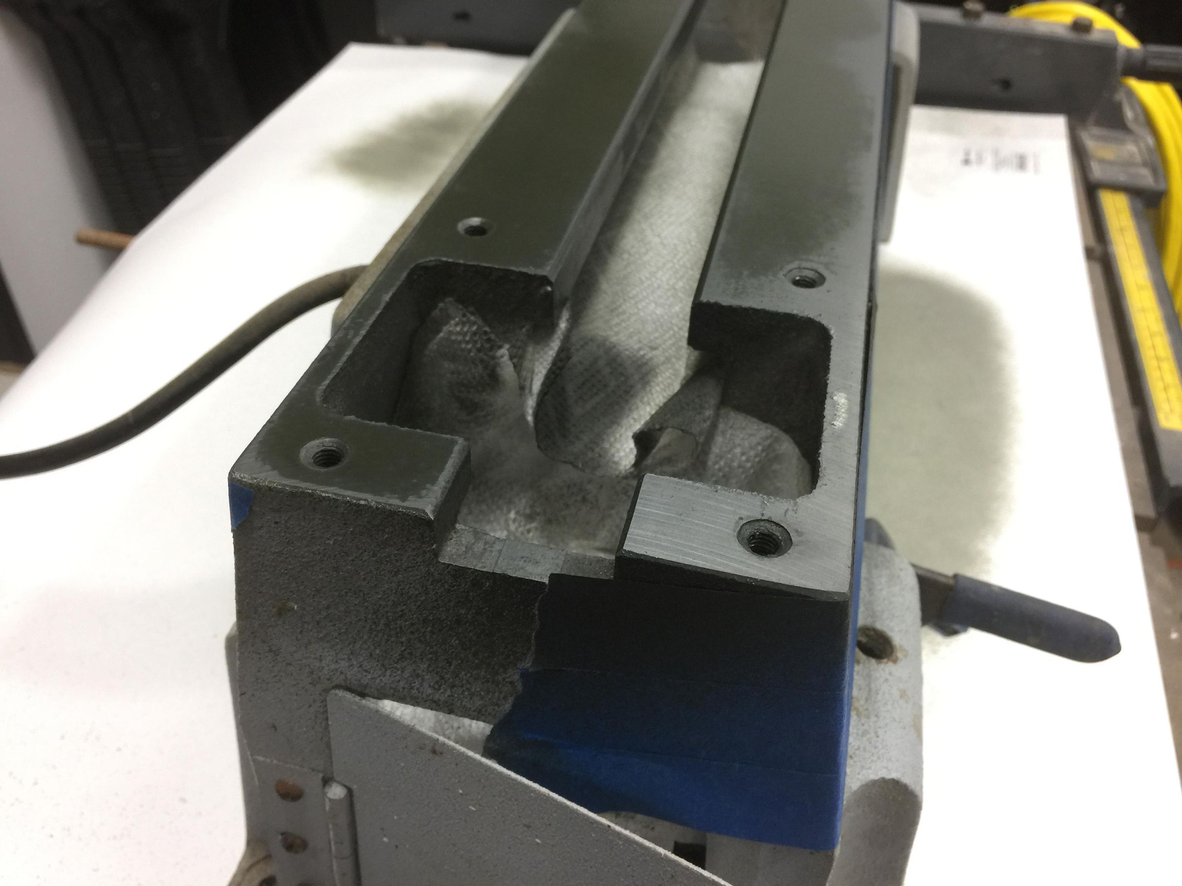 Lubricate Metal and Inhibit Rust With Moly. 6 Steps (with Pictures