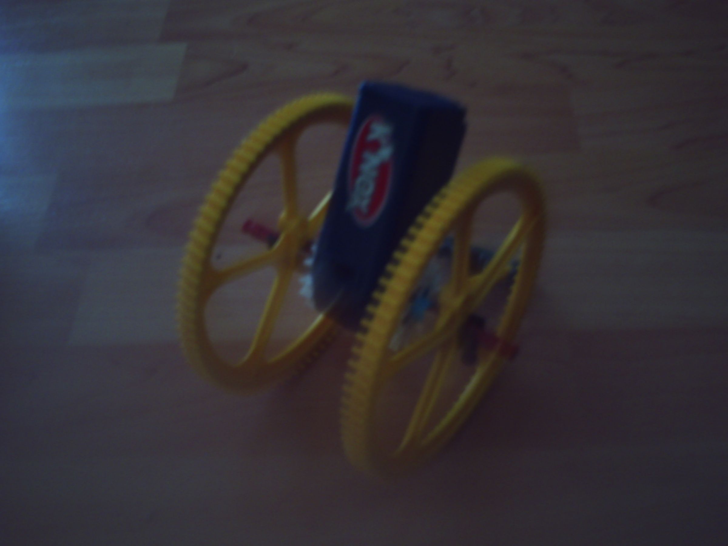 Simple Knex Axel Thingy