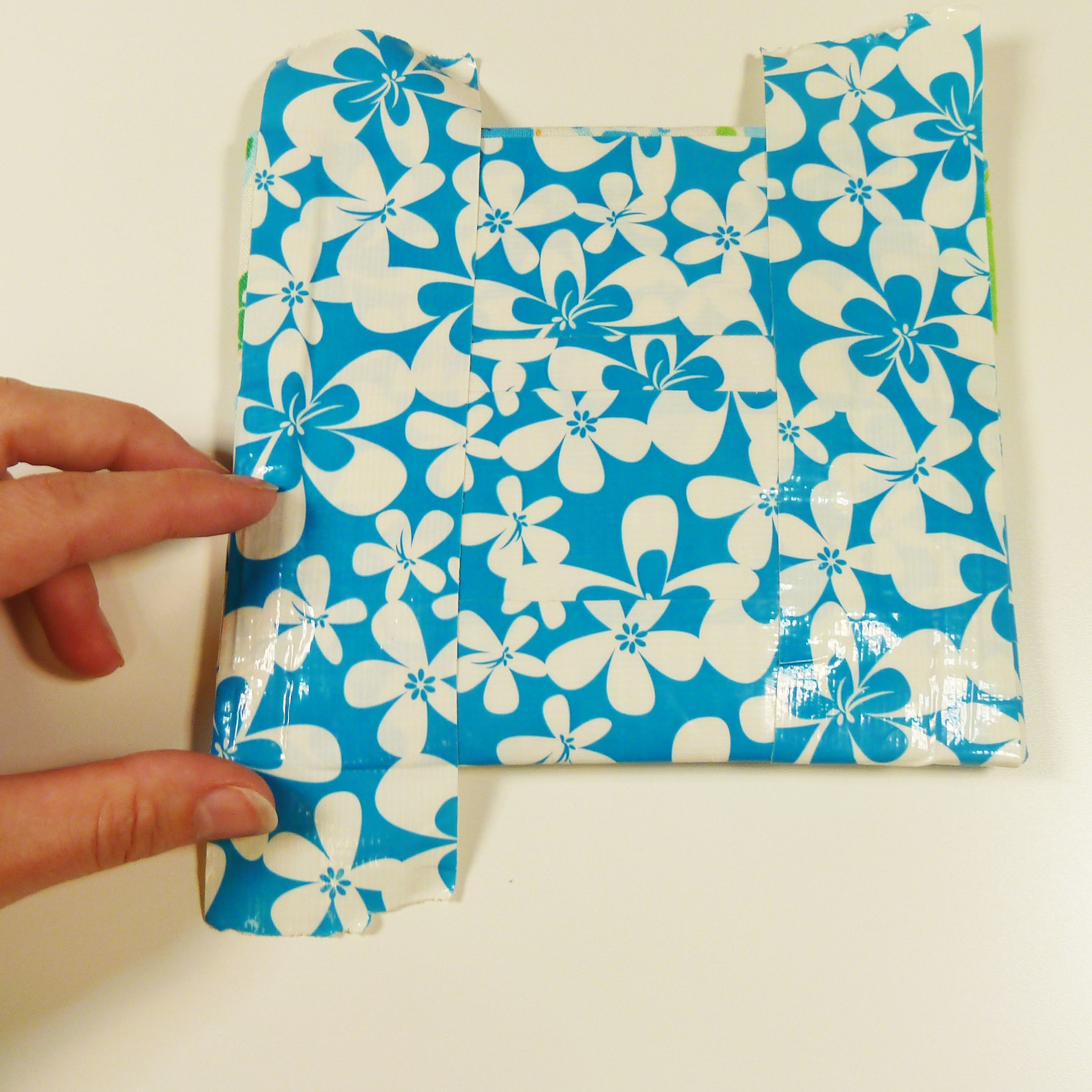 No Sew Duct Tape IPhone Case 7 Steps (with Pictures) Instructables