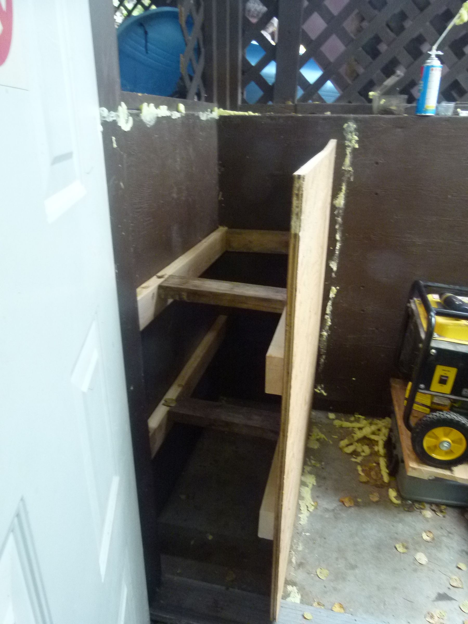 Mini Root Cellar in Stair Well. 9 Steps (with Pictures) Instructables
