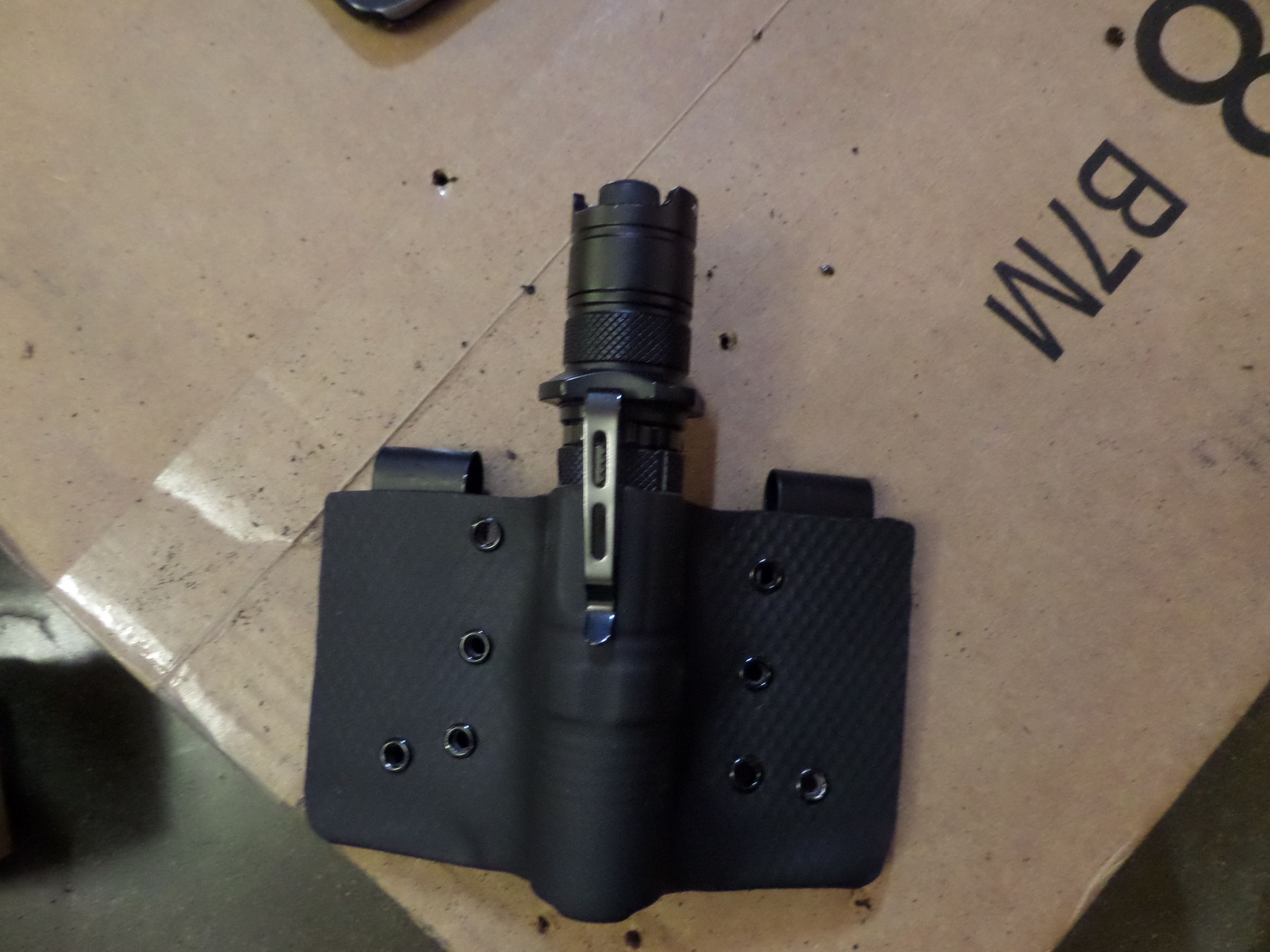 Kydex Flashlight Holster 7 Steps Instructables