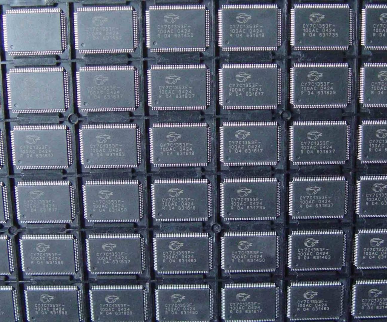 Here Is How Should Select an Electronic Distributor