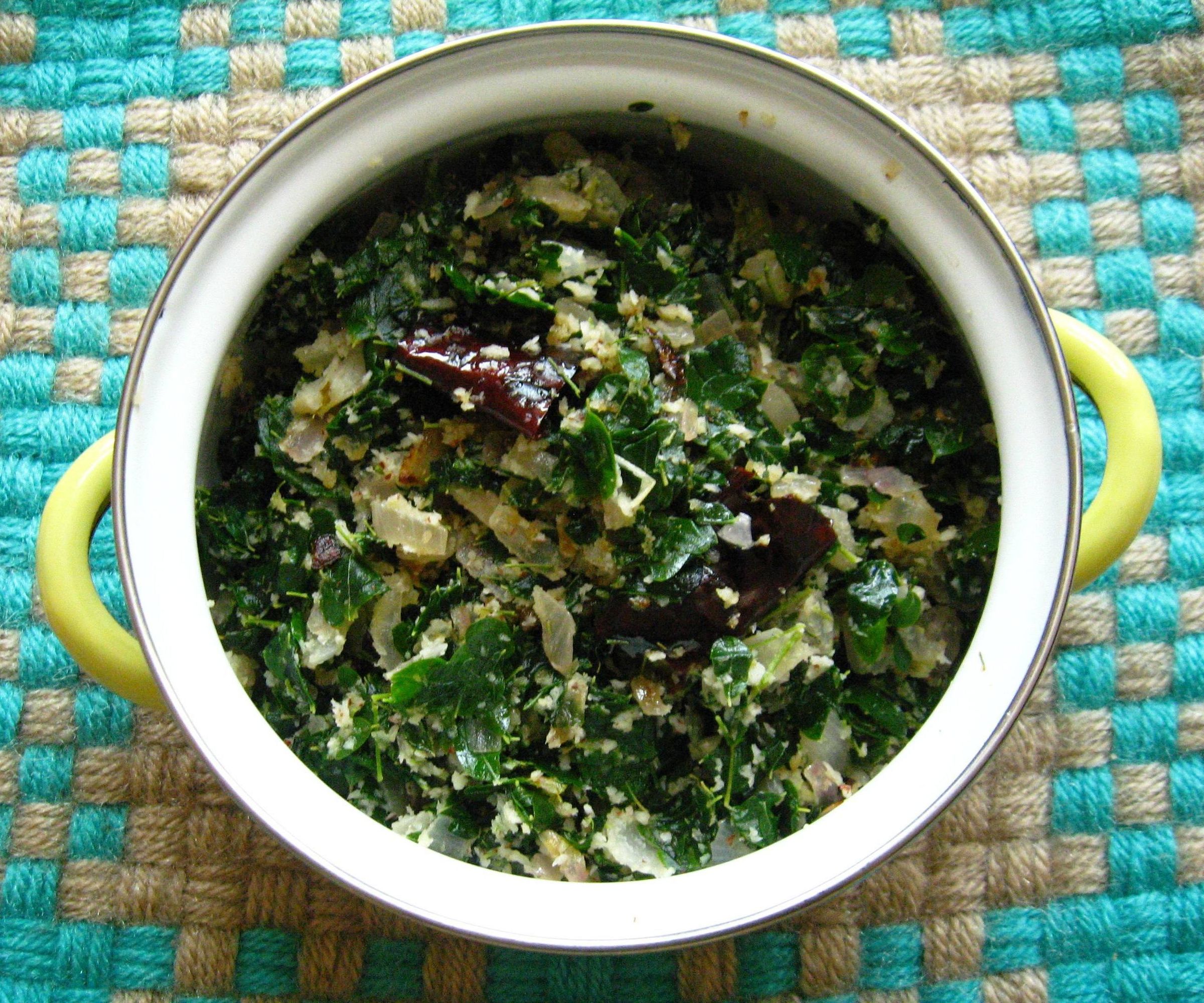 How to Cook Moringa Leaves
