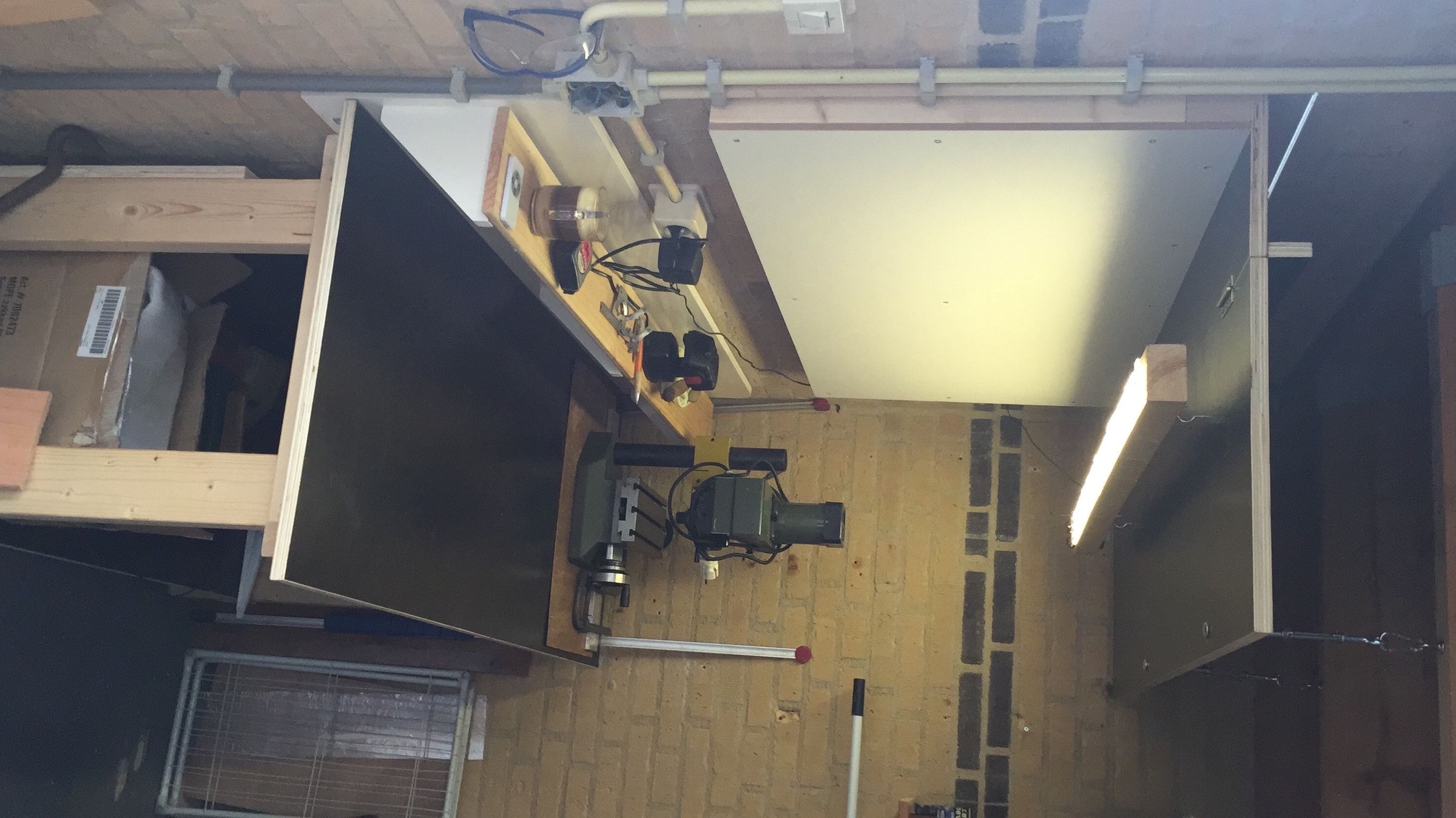 Workbench Lamp : 4 Steps (with Pictures) - Instructables