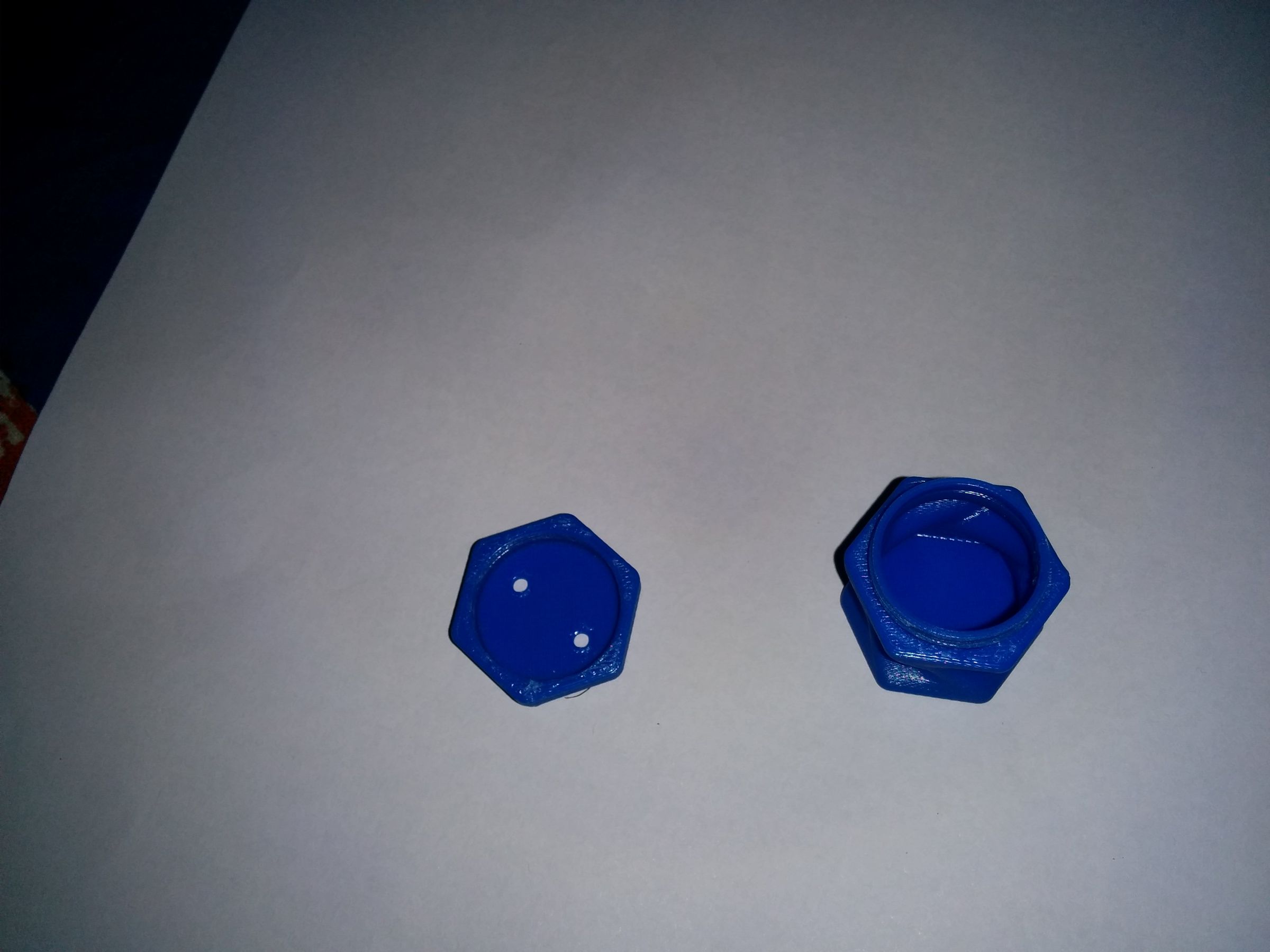 3D Printed Table Top Salt N Pepper Shaker 