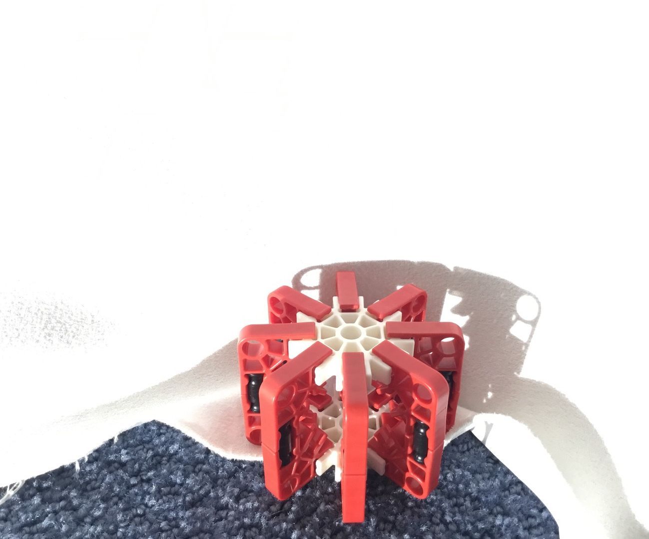 K'NEX grenade (Improved version of spartanskunk's design)