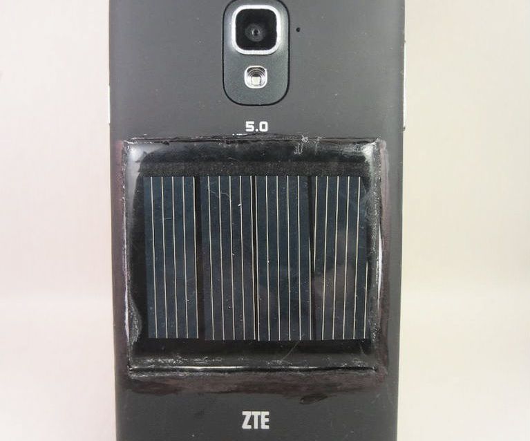 SolarAssist: a Smartphone Modification