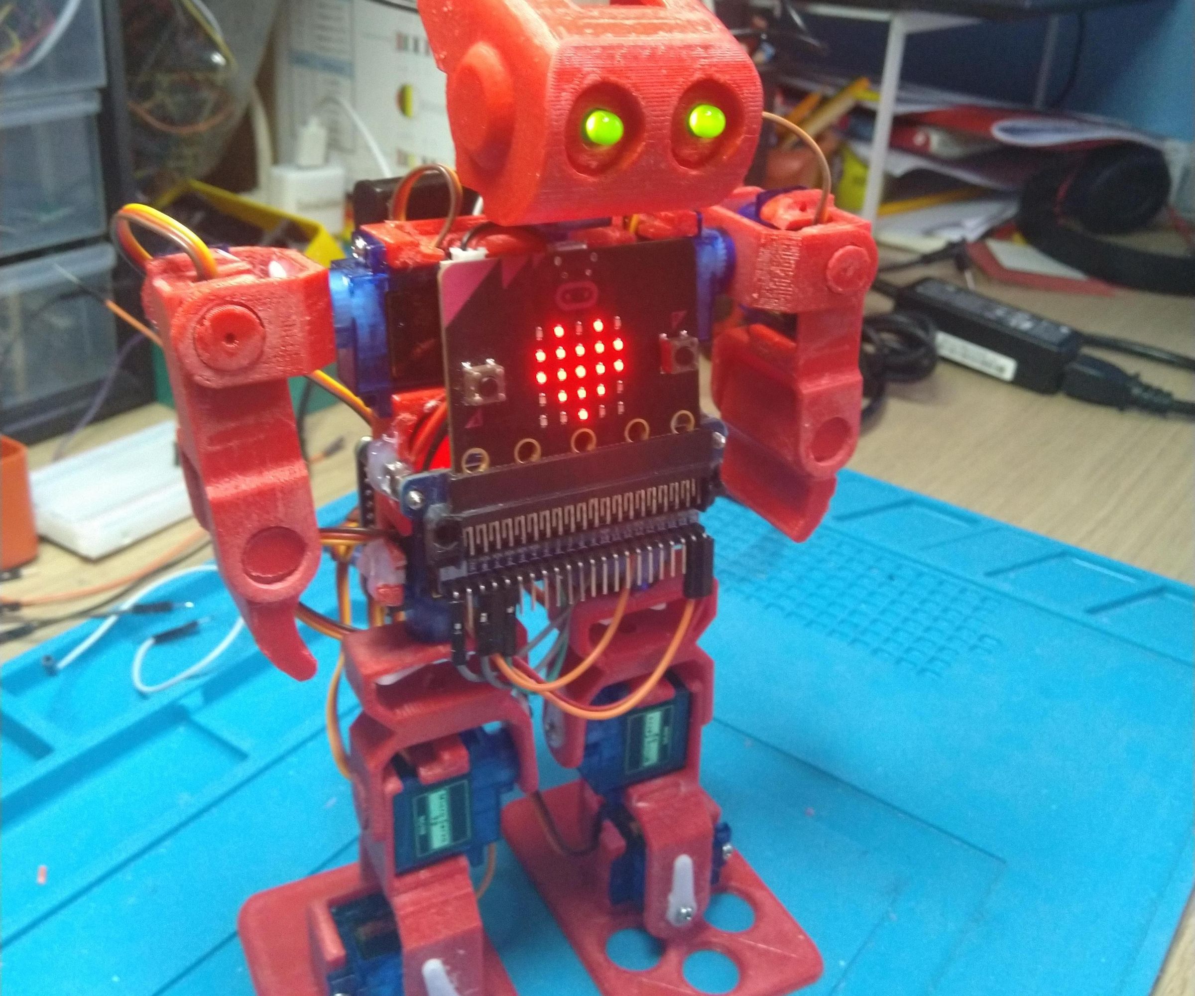 Dancing MicroBit Robot