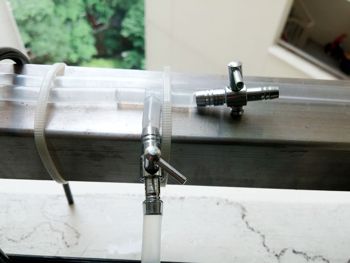 Home DIY Gravity Drip Irrigation for Herbs and Plants 4 Steps (with