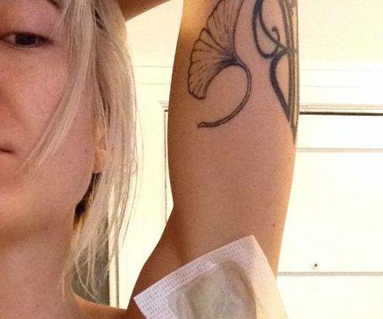How to Wax Your Own Armpits