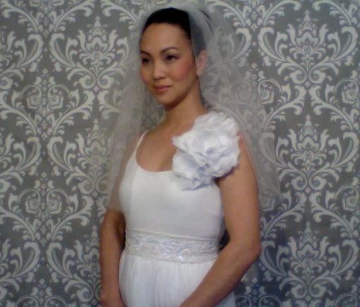 {MARY} How to Make a Traditional Wedding Veil