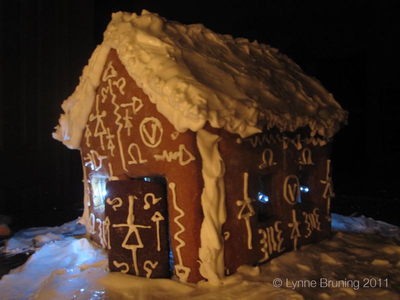 EBaked Gingerbread House With LEDs and Conductive Thread