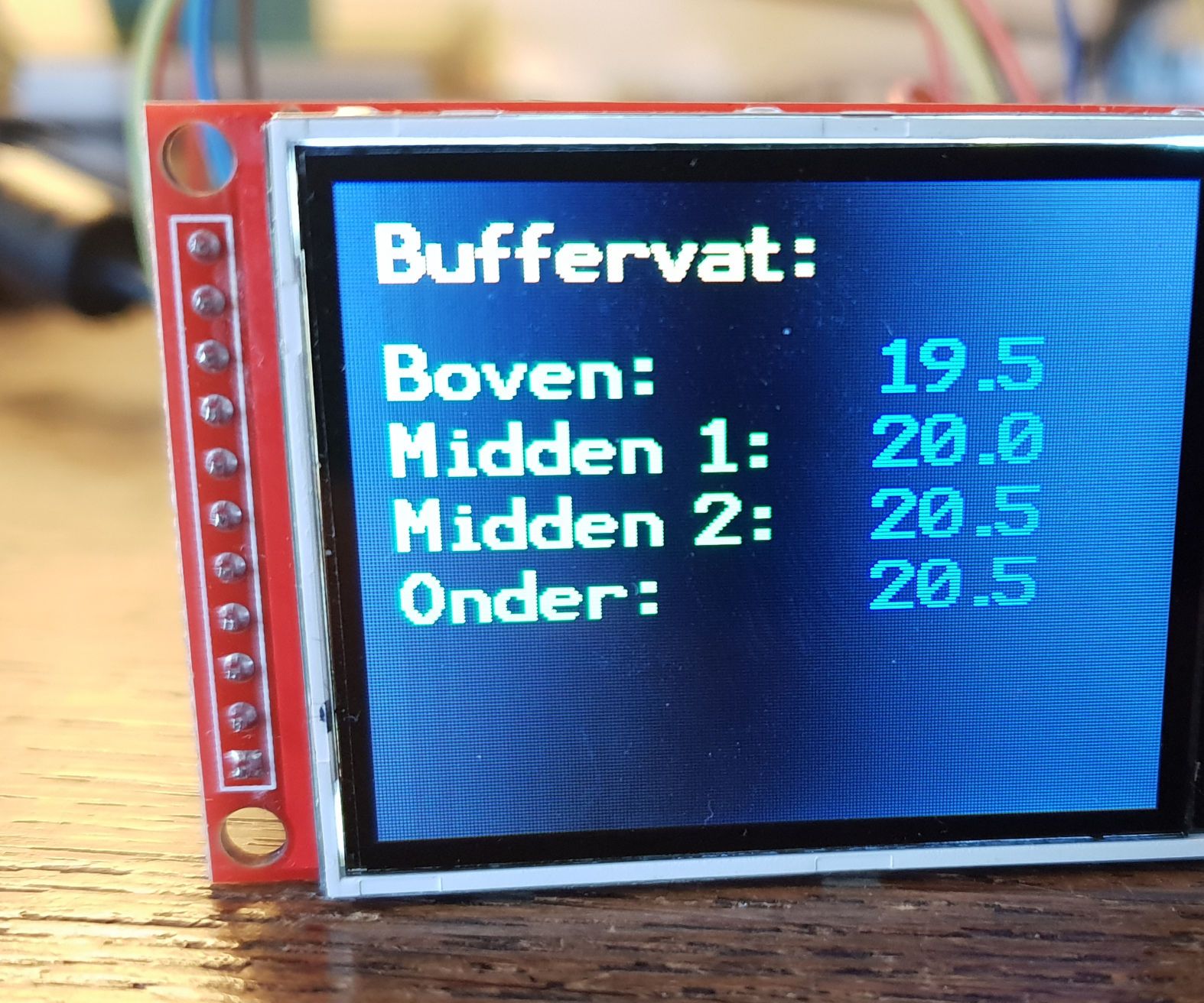 Thermometer With Temperature Relative colour on a  2" TFT Display and Multiple Sensors