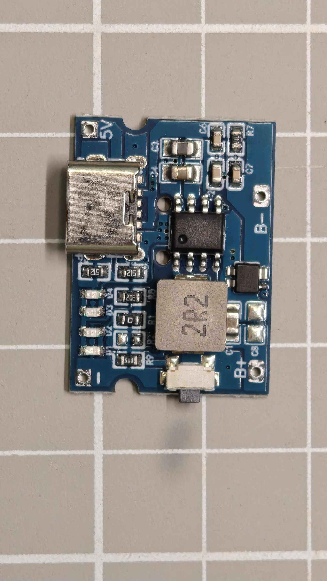 ภาพประกอบการติดตั้ง Raspberry Pi และส่วนประกอบของเครื่องเกมพกพา