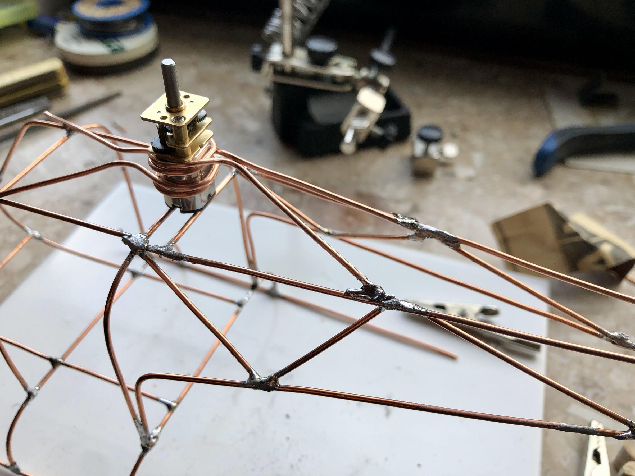 Helicopter Battery/Solar Wire Bending 11 Steps (with Pictures