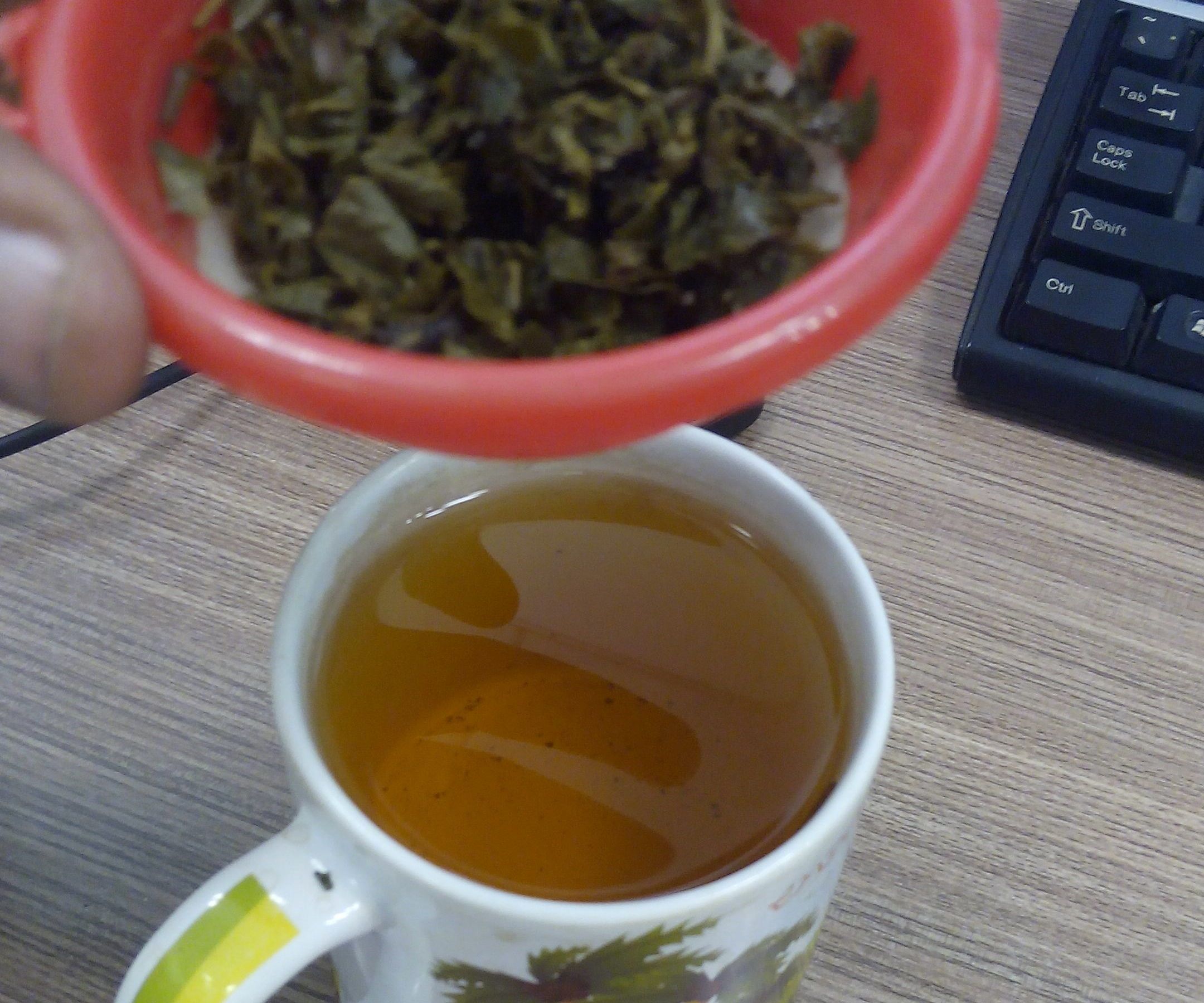 How to Make Green Tea at Office