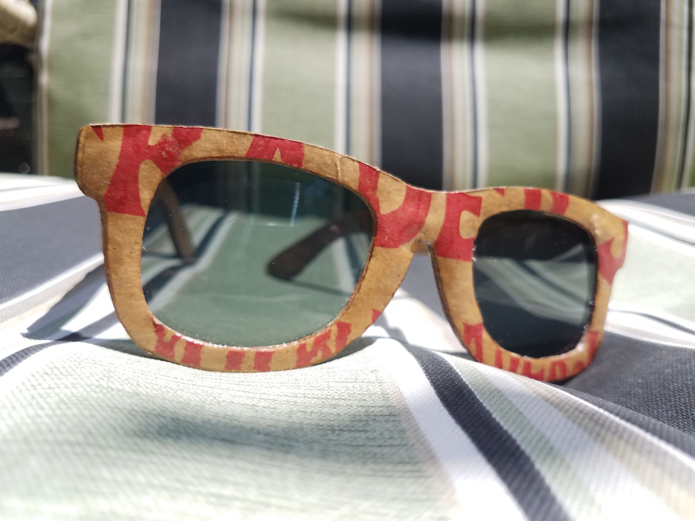 Grocery Bag Sunglasses 8 Steps (with Pictures) Instructables