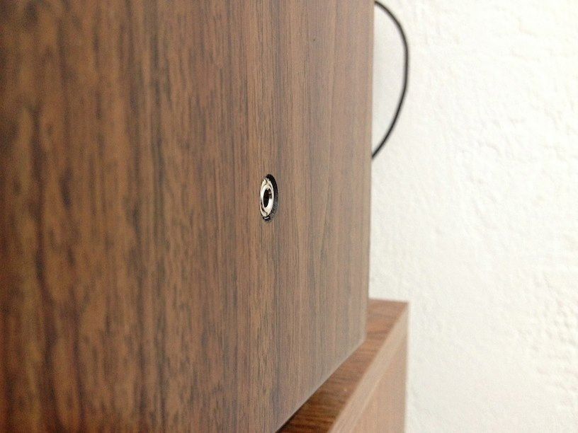 Modify a CRT TV to Support Stereo Headphones