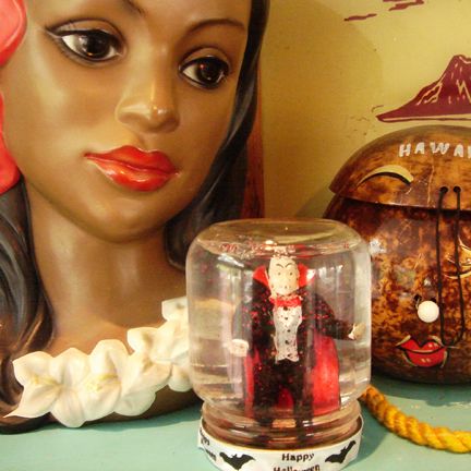 Halloween Snow Globe