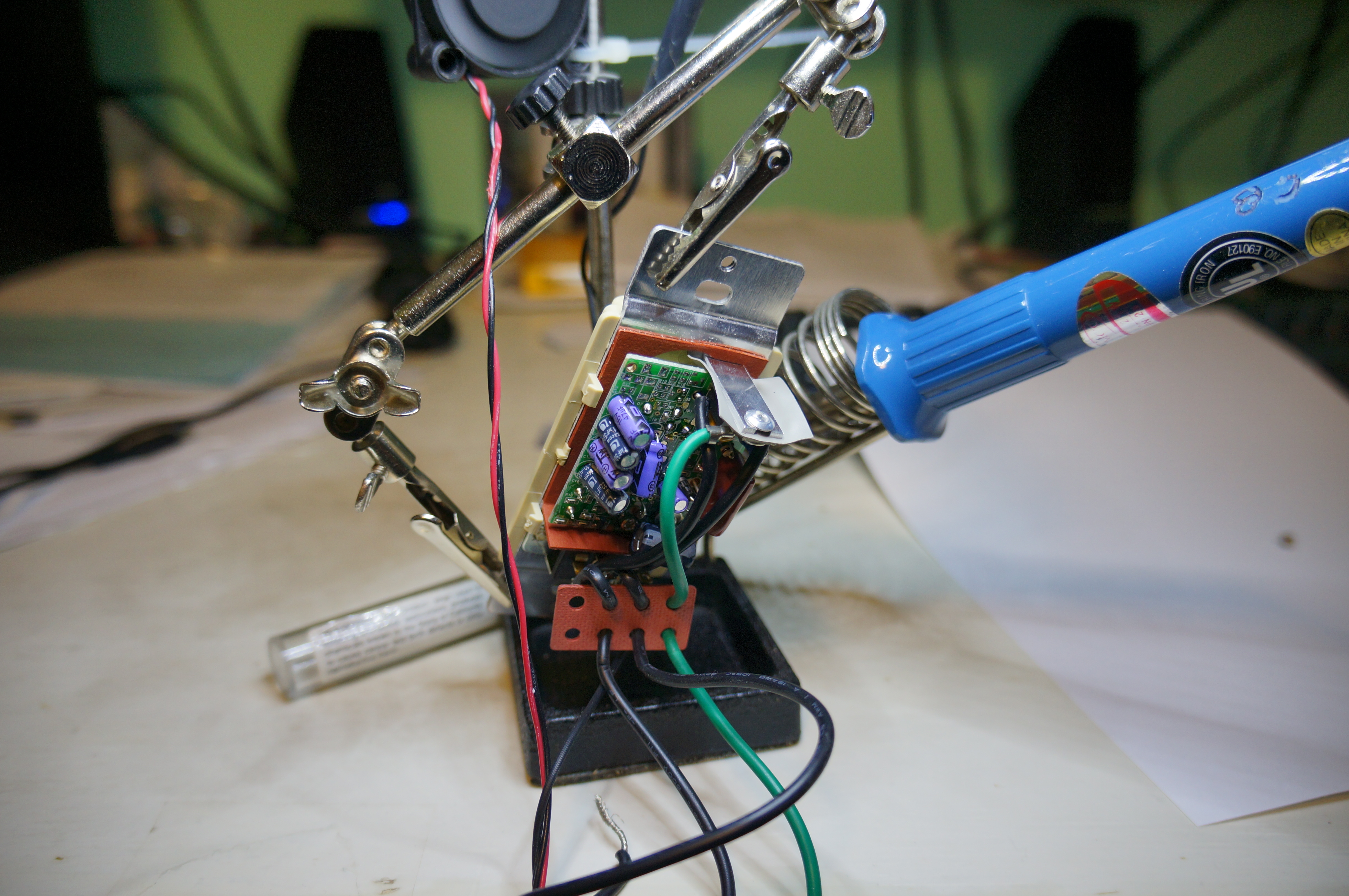 Motion Activated Light Switch Flicker Fix for CFL 3 Steps (with