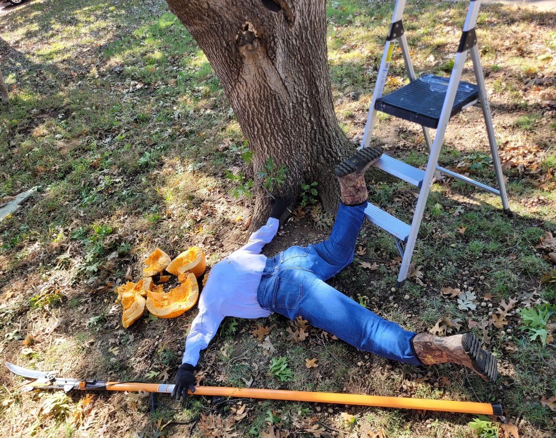 Cheap and Easy Broken Head Worker Decoration