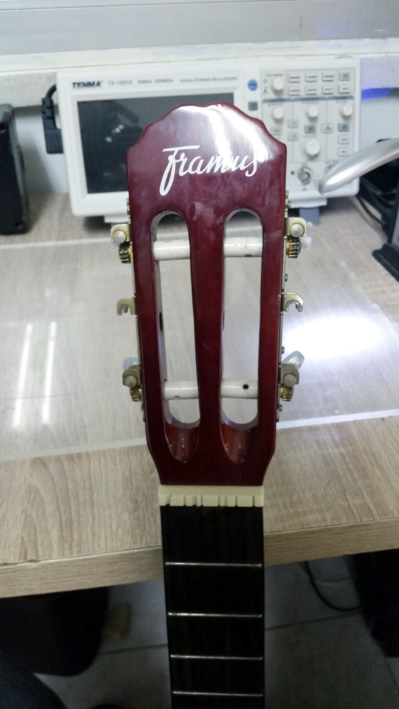 Acoustic Guitar to Electric Bass Guitar Conversion 5 Steps