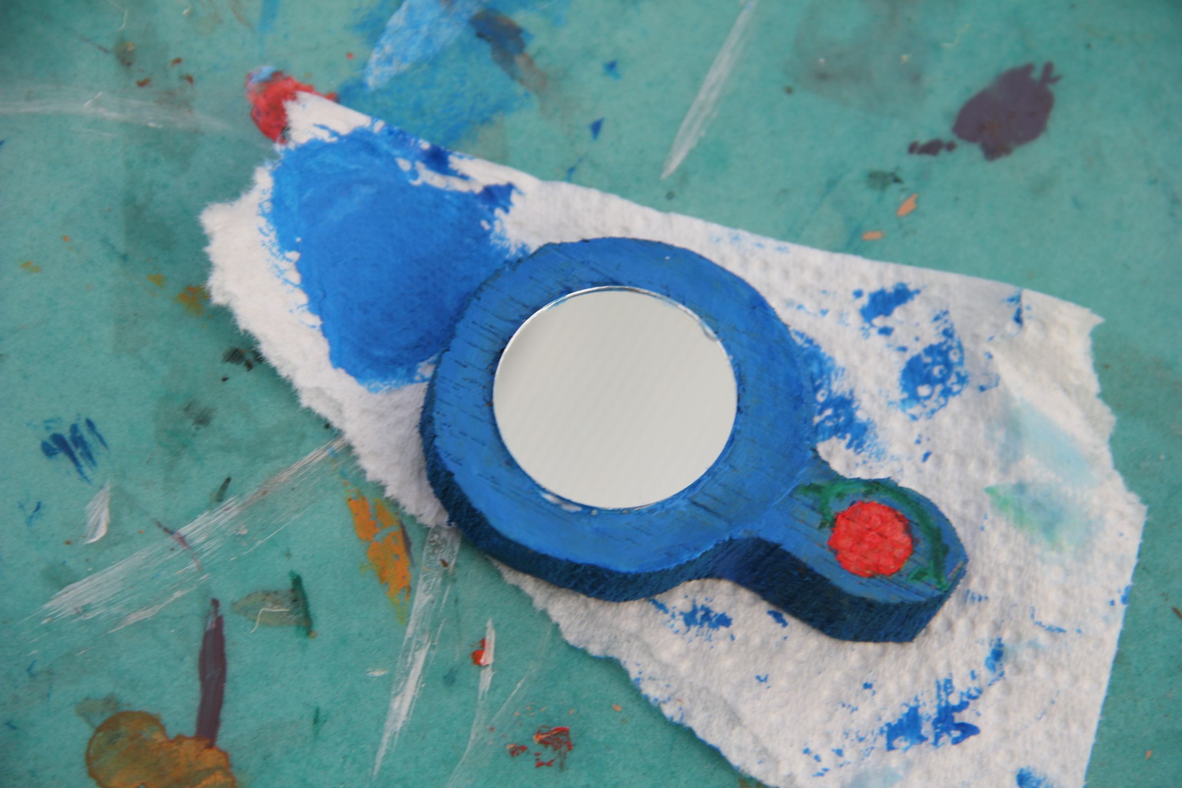 Mini Hand Held Mirror 4 Steps Instructables