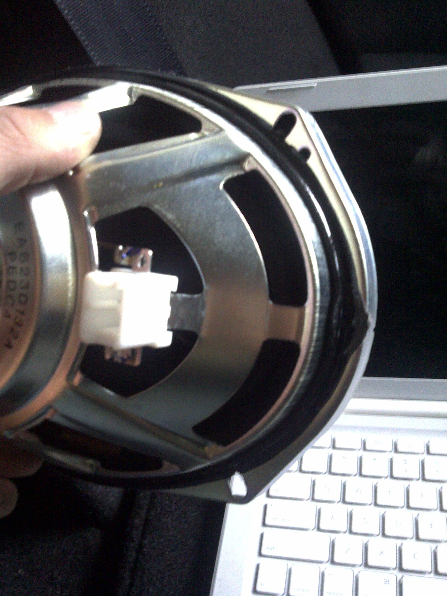 Replace Rear Nissan Altima Speakers 7 Steps Instructables