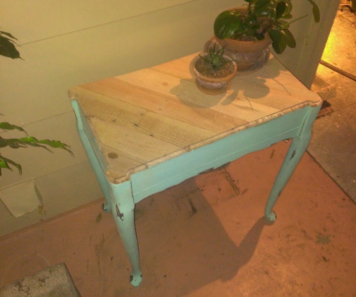 Outdoor Pallet Credenza/Bar 