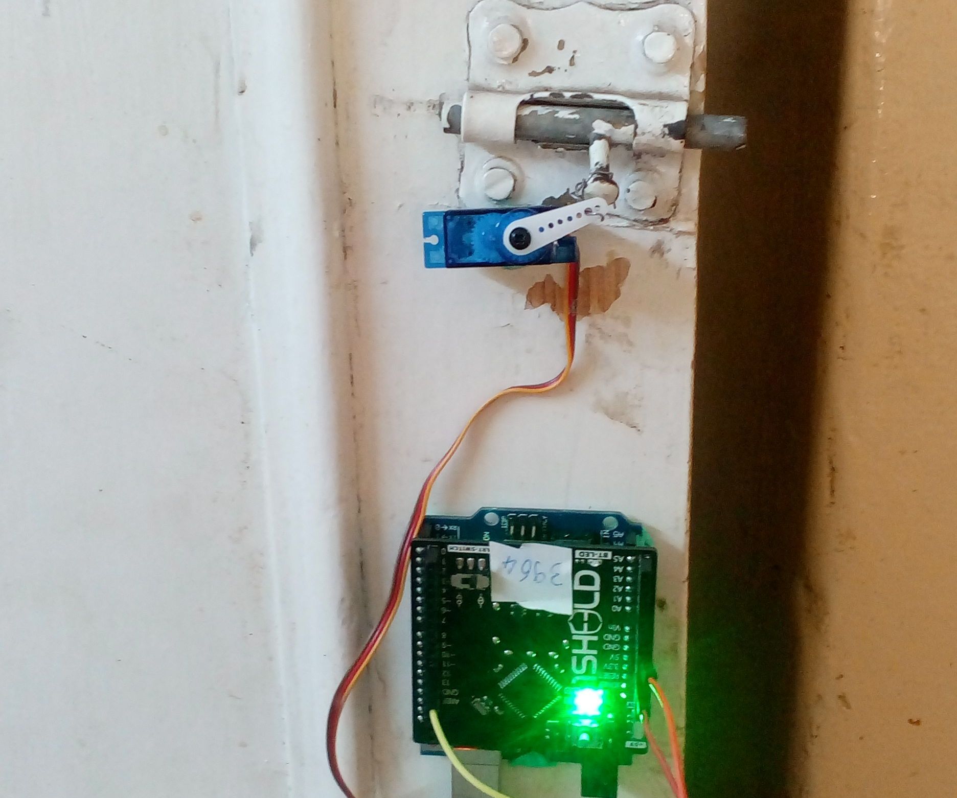 Unlock Your Door With a Hand Gesture