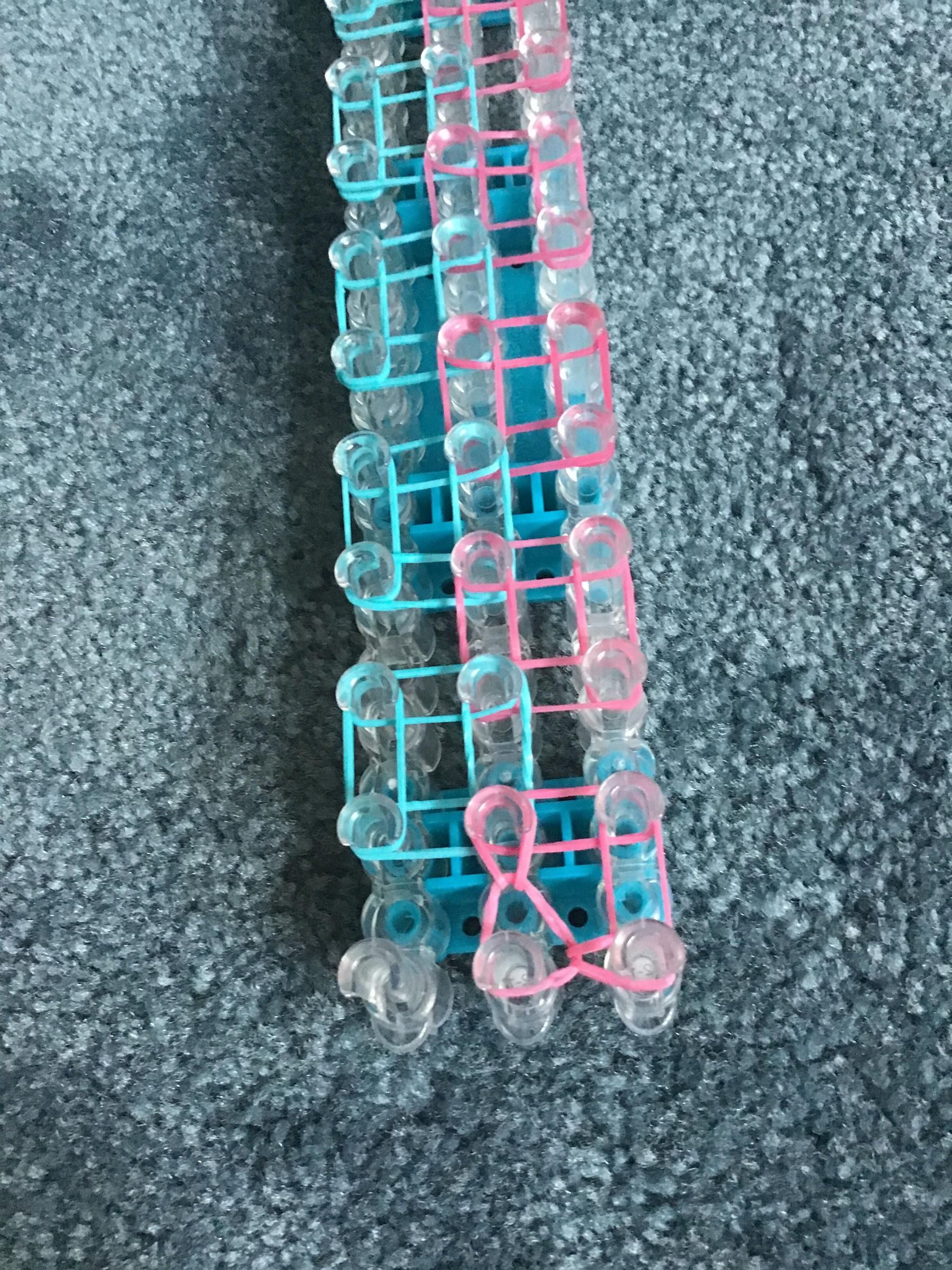 Rainbow Loom ZigZag Bracelet 14 Steps Instructables