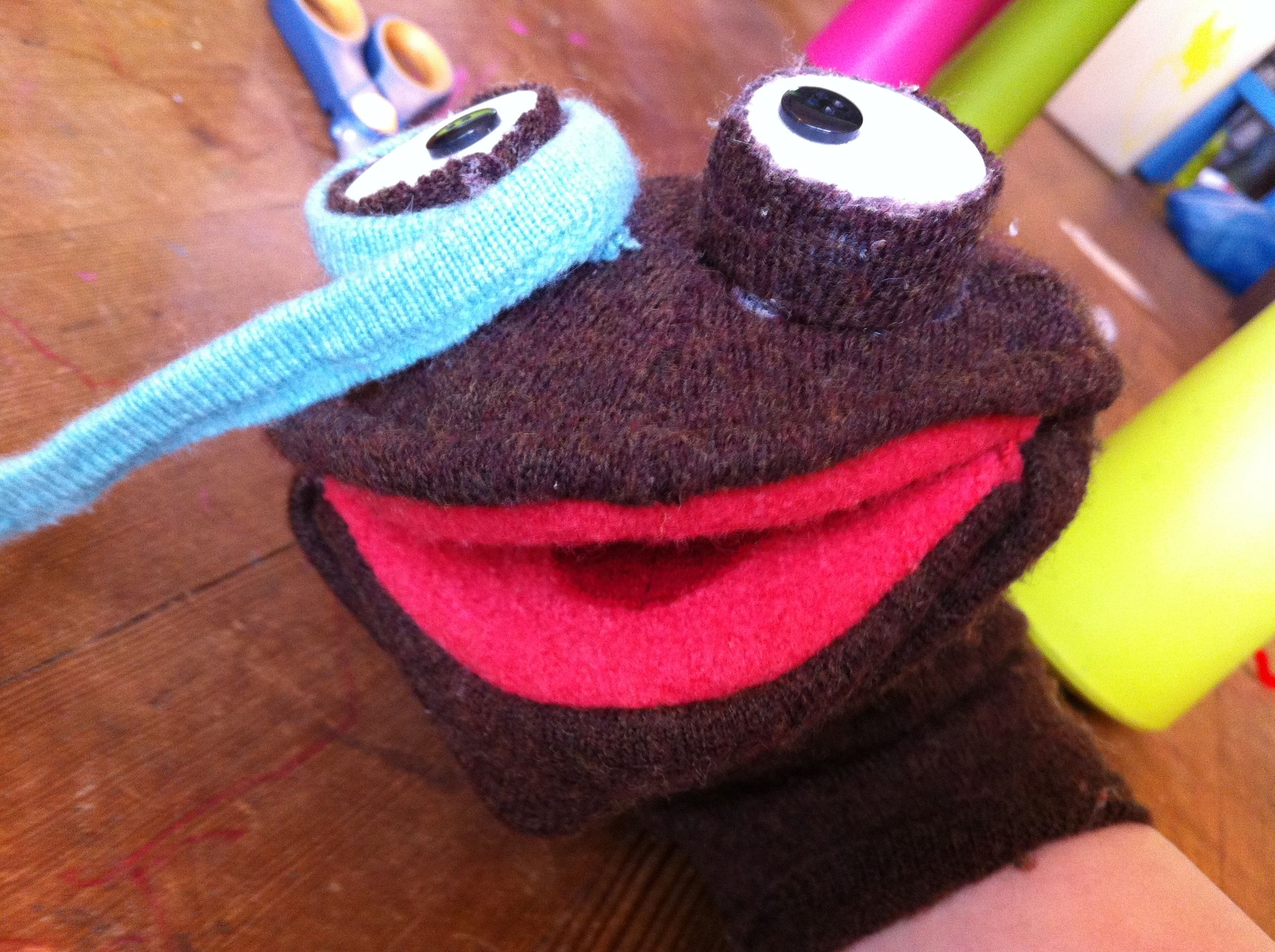 Simple Sweater Puppet 6 Steps Instructables